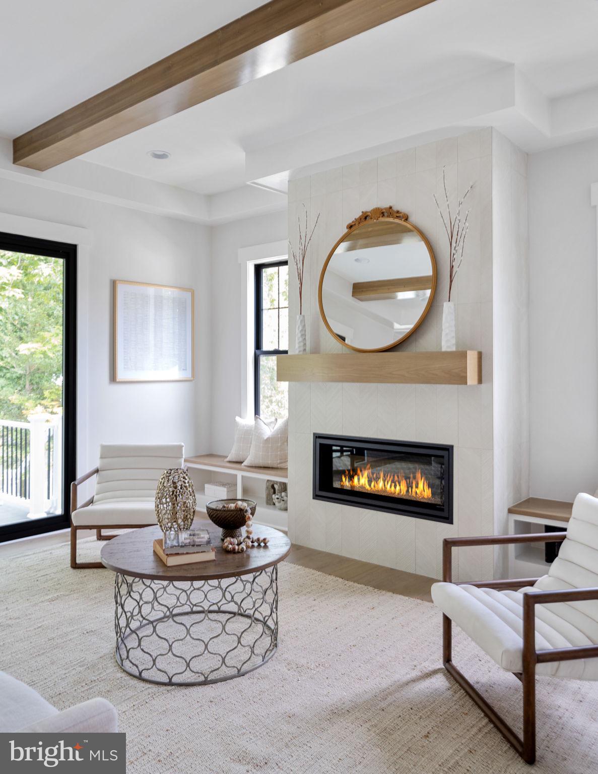 VIENNA WOODS - Residential