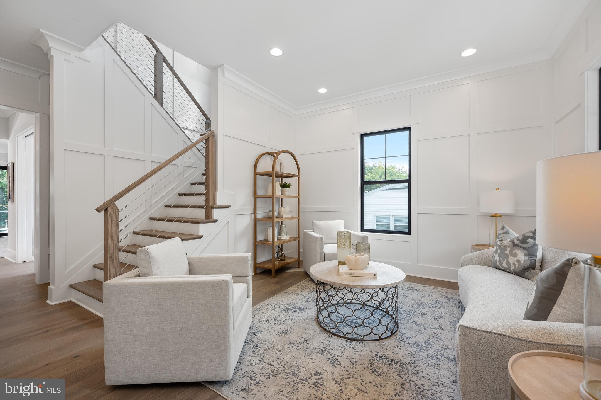 VIENNA WOODS - Residential