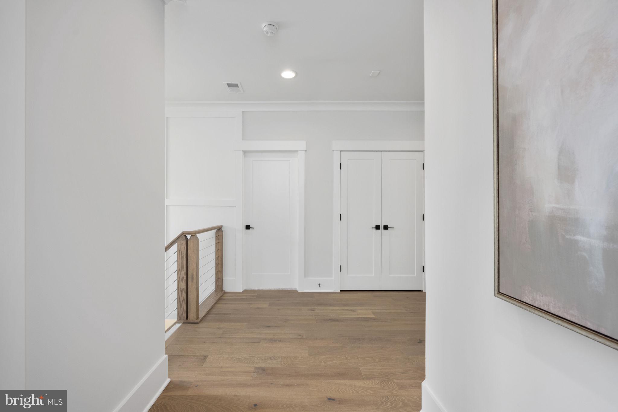 VIENNA WOODS - Residential