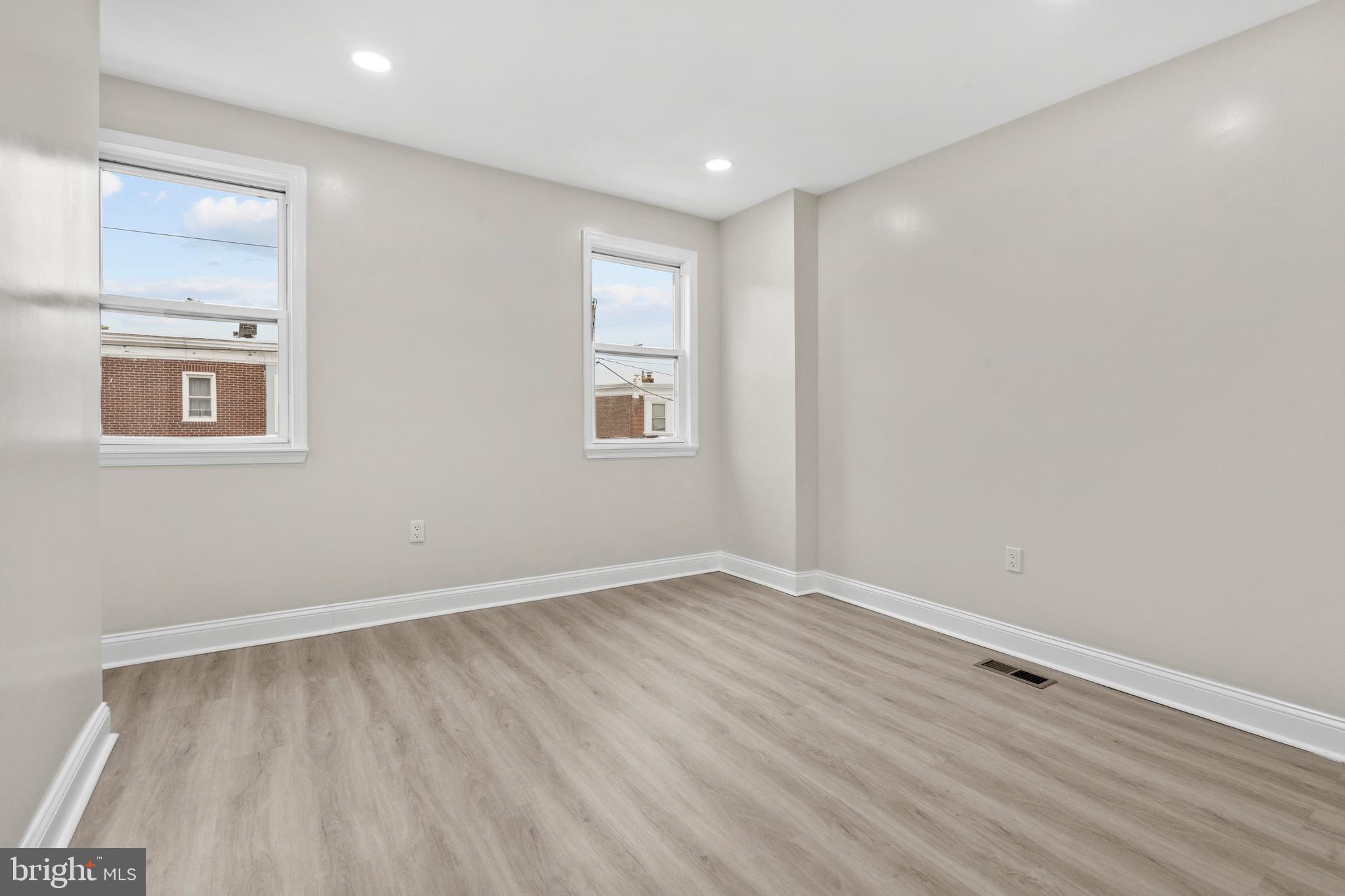 WEST OAK LANE - Residential
