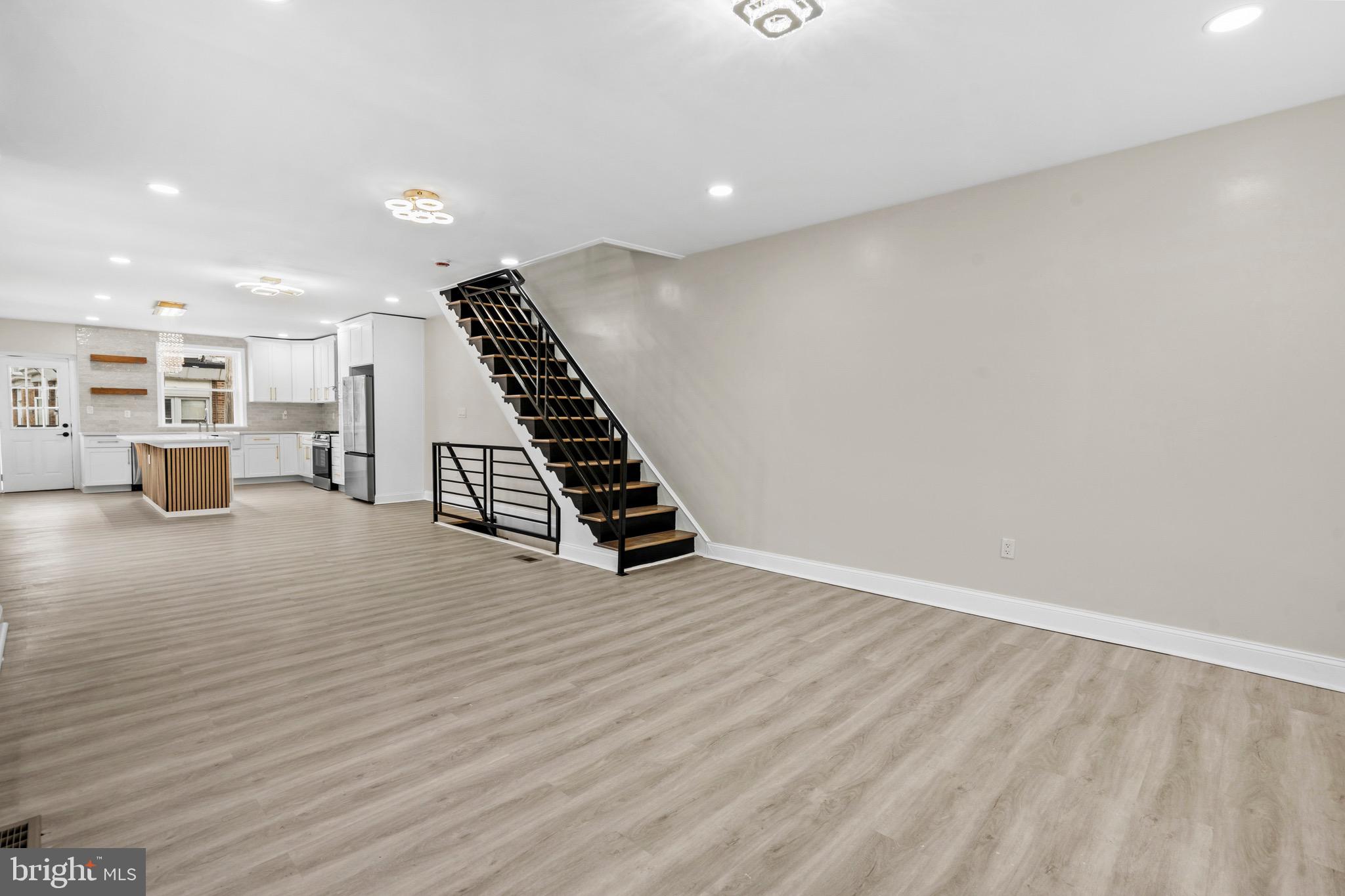 WEST OAK LANE - Residential