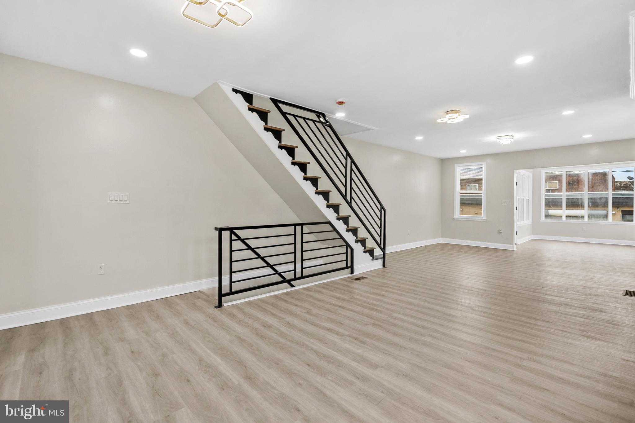 WEST OAK LANE - Residential