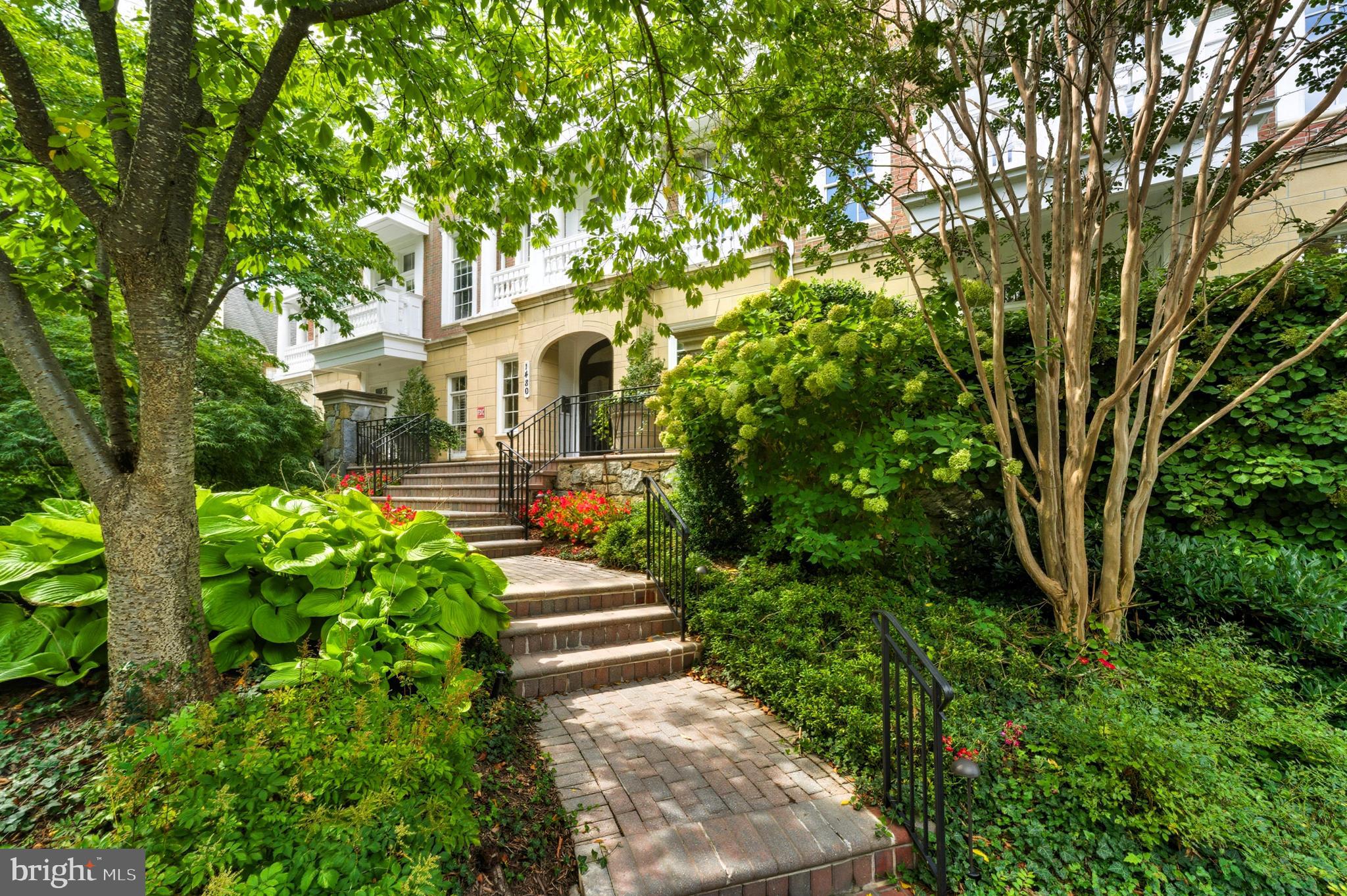 EVANS FARM - Residential