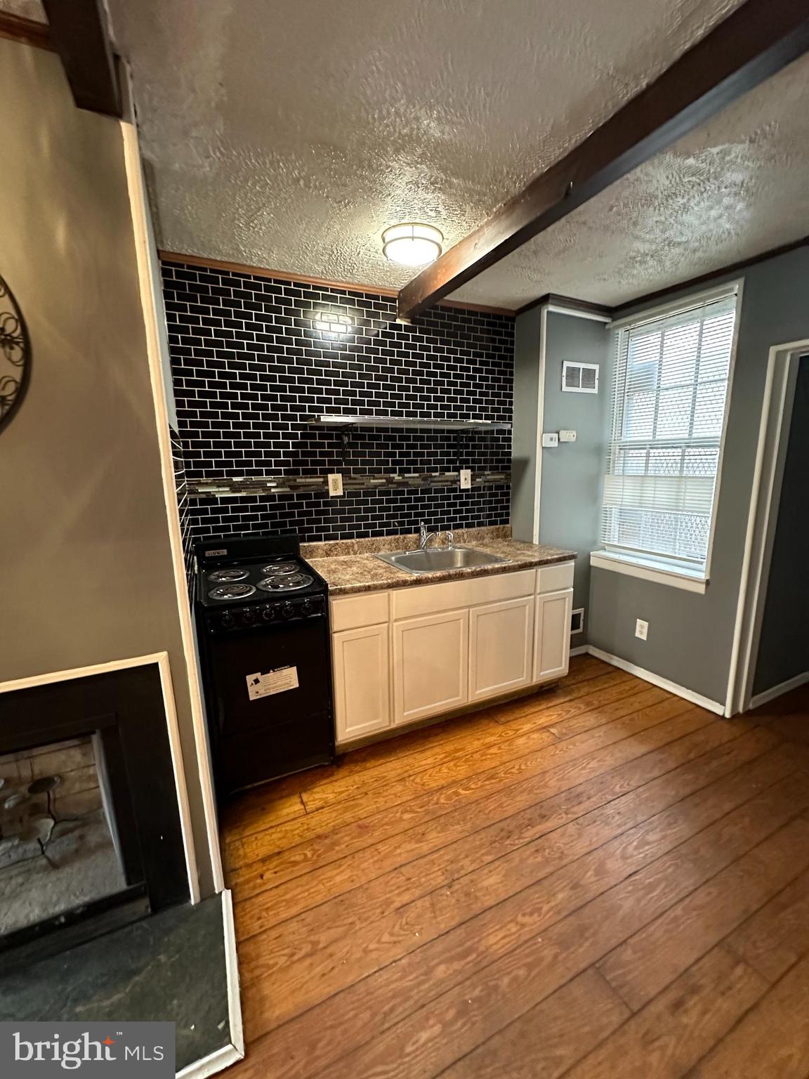 SETON HILL - Residential Lease