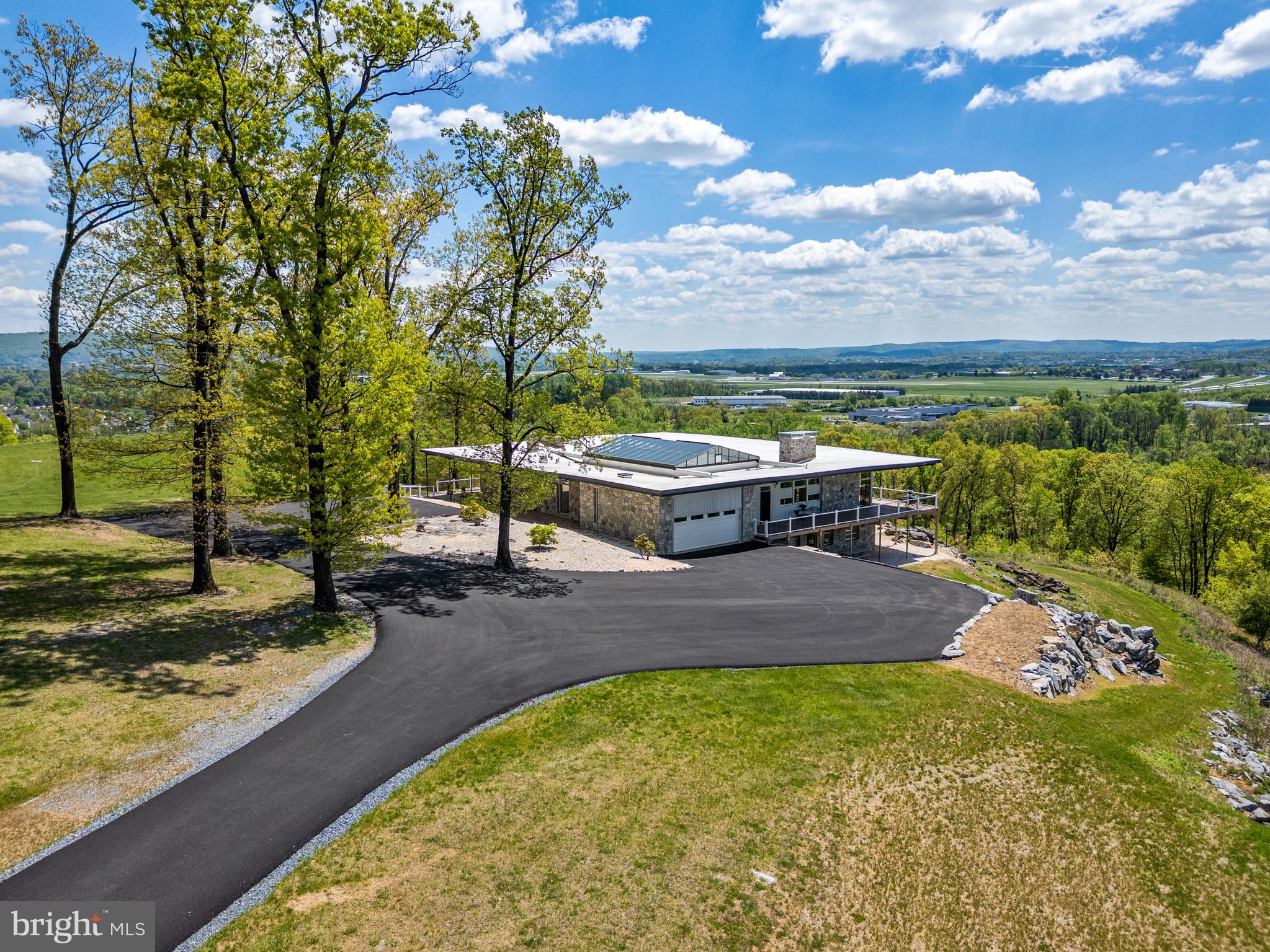 GRANDVIEW ESTATES - Residential