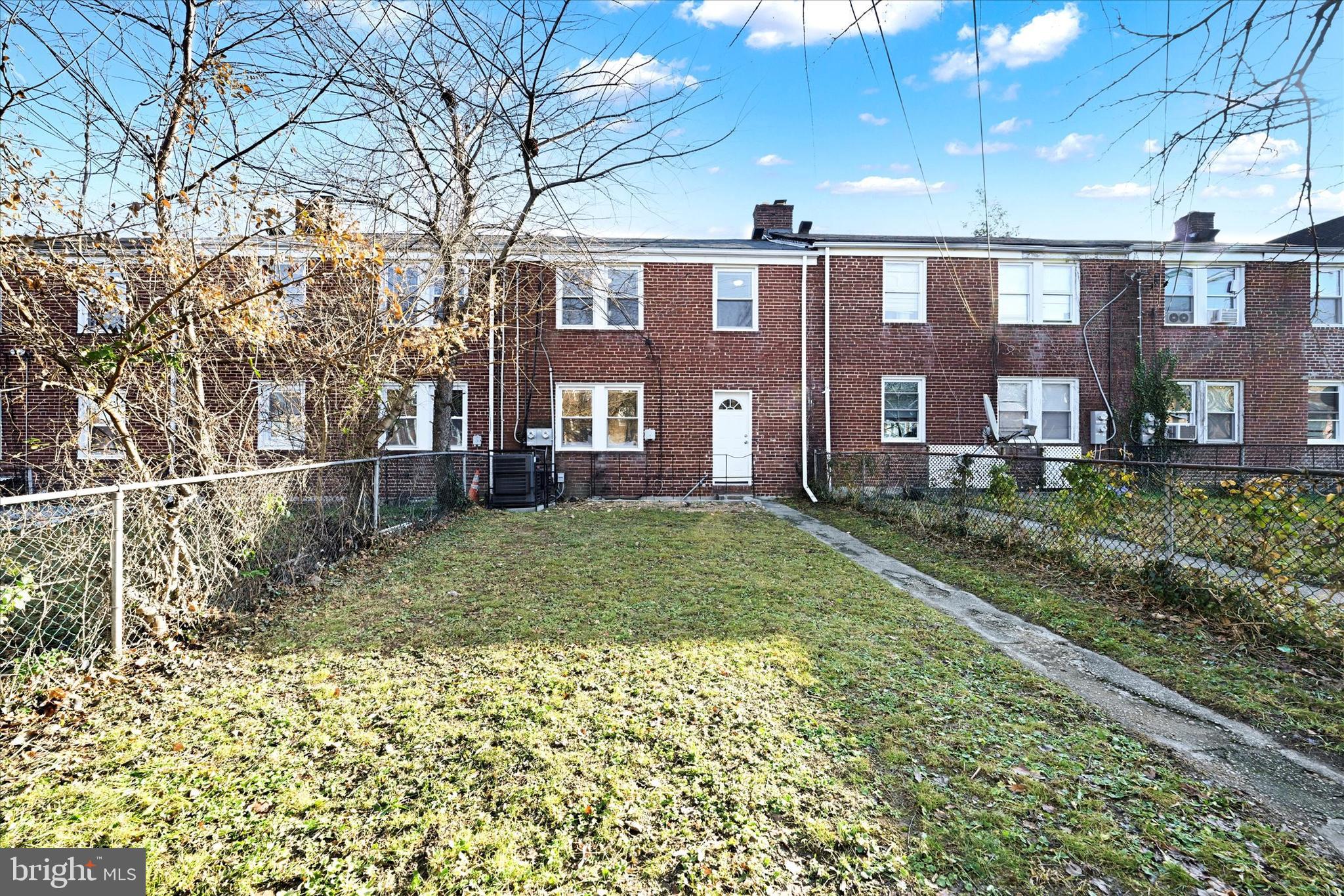 CAMERON VILLAGE - Residential