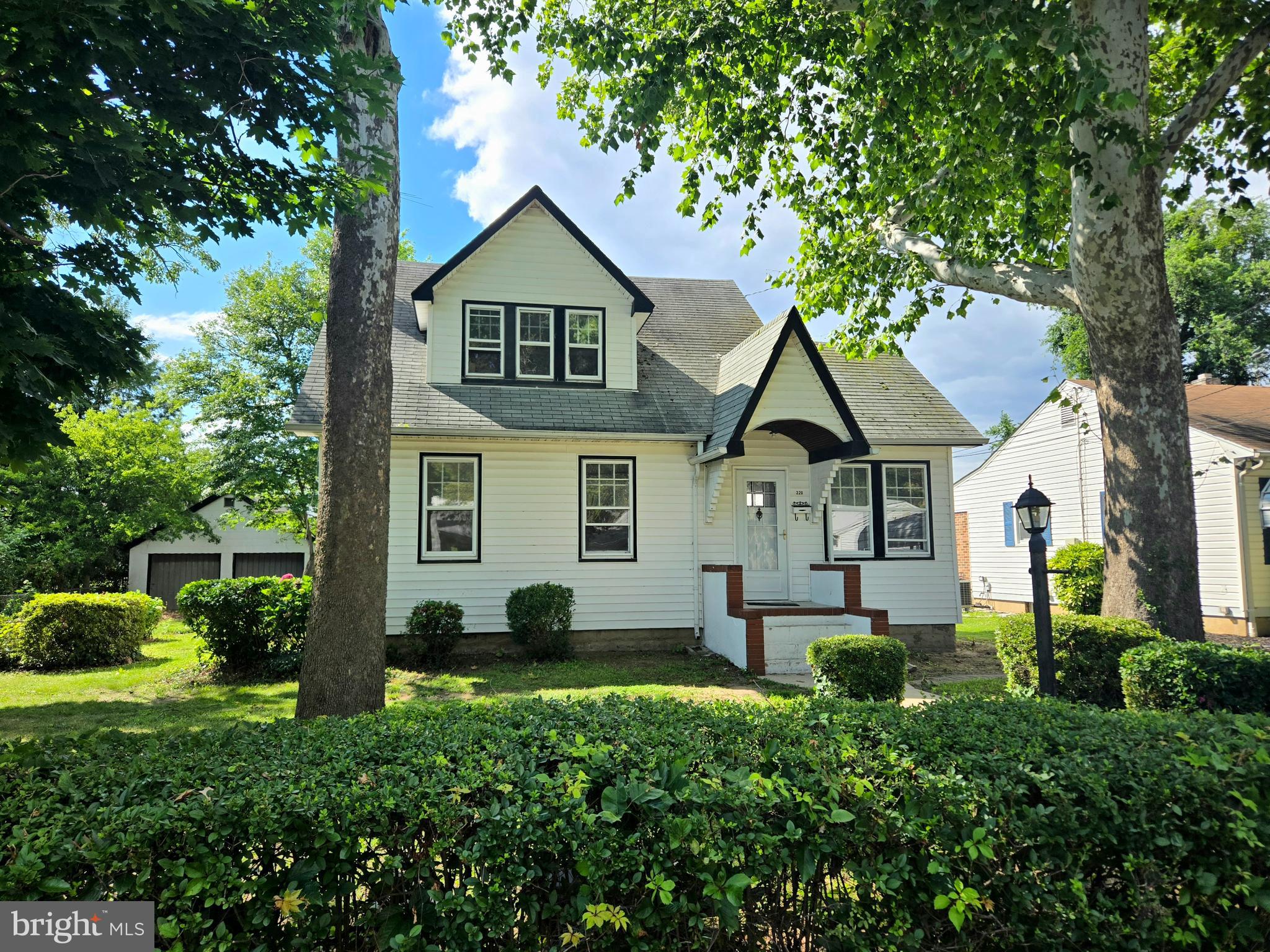 PASADENA - Residential