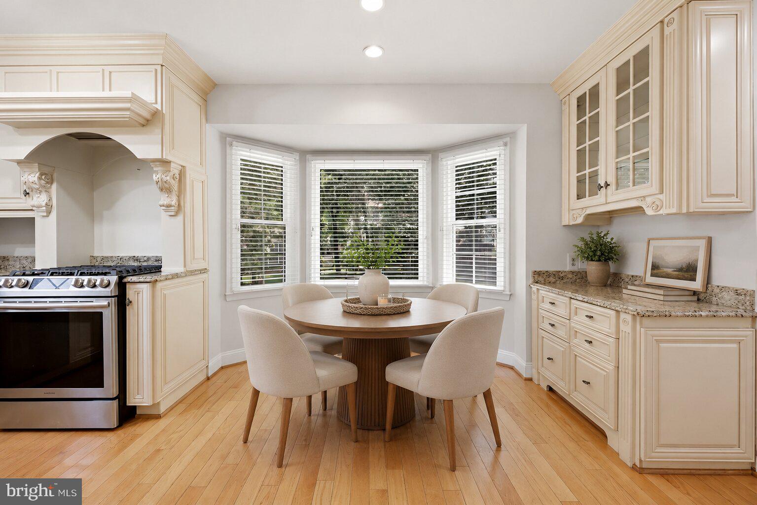 WESTPORT - Residential