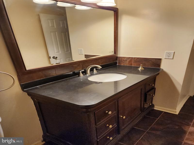 ENTERPRISE KNOLLS PLAT T - Residential