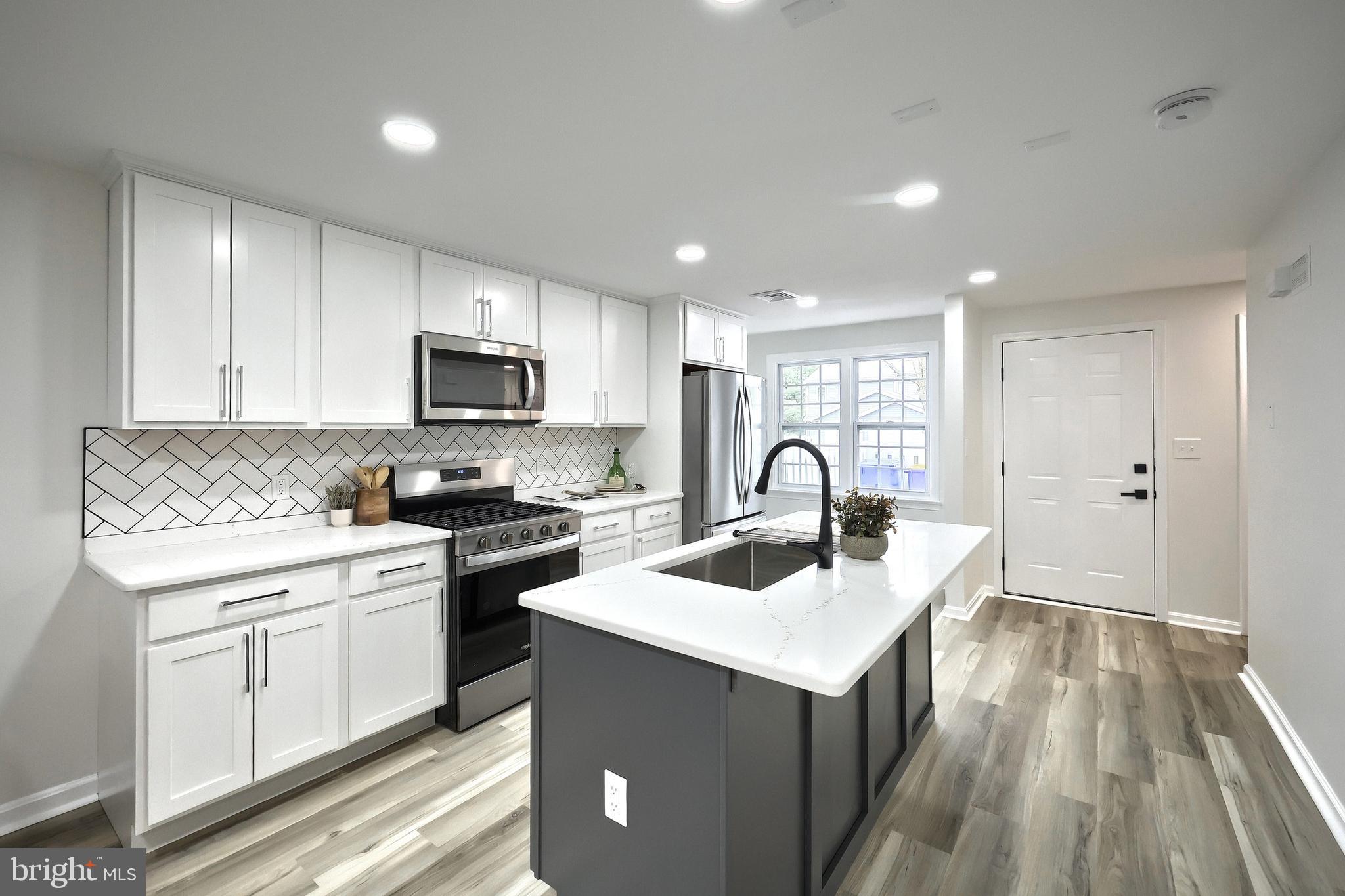 CHAMBERS CROSSING - Residential