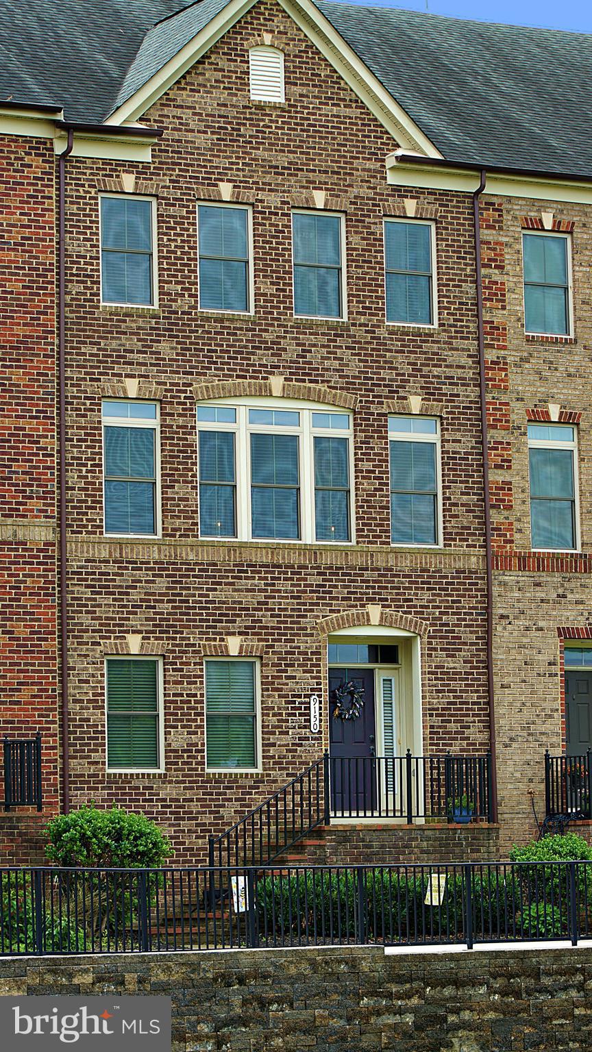VILLAGES OF URBANA - Residential