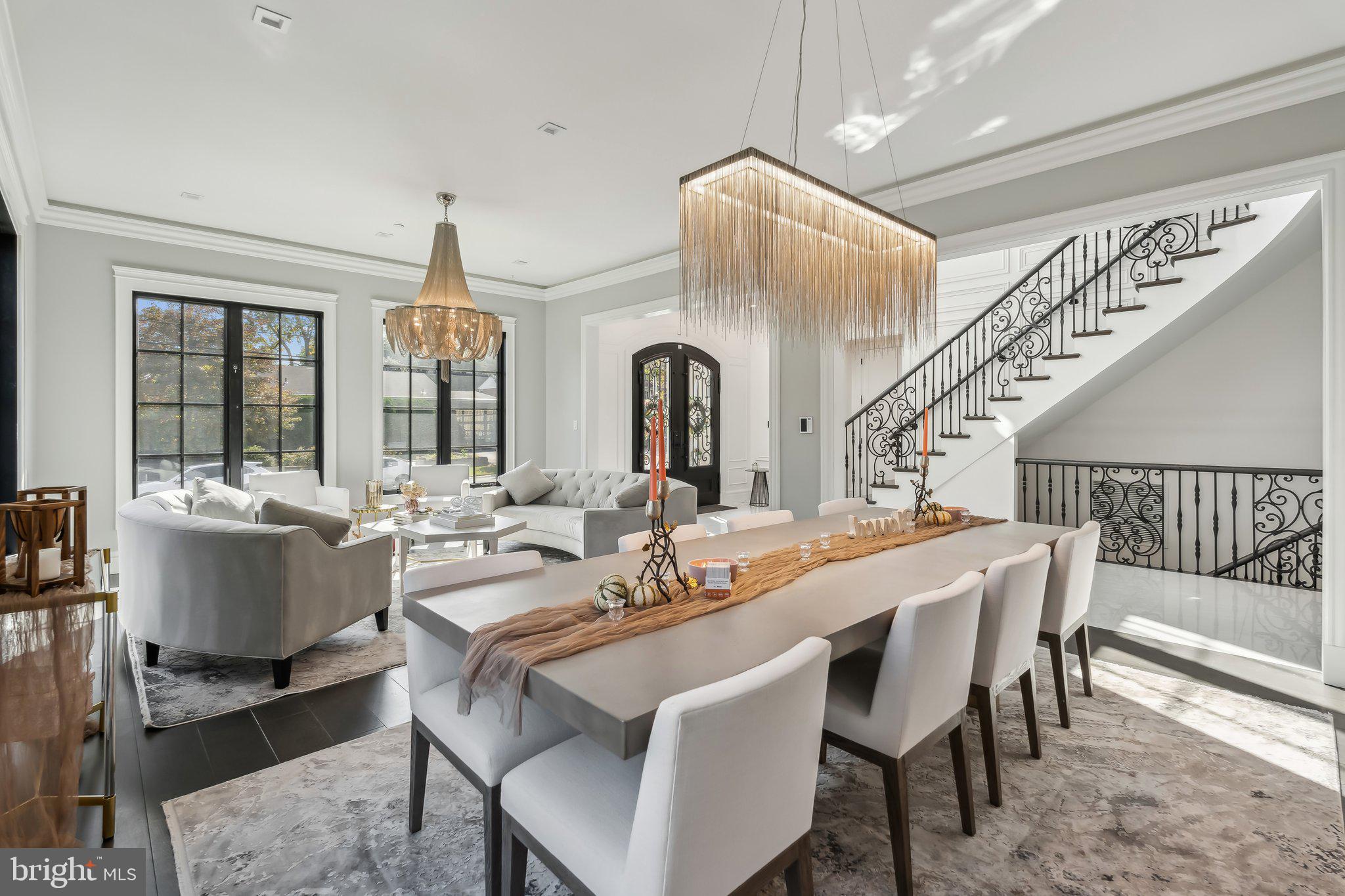 WILDWOOD MANOR - Residential