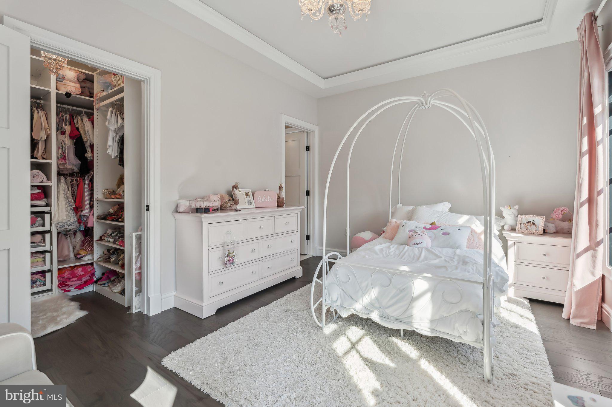 WILDWOOD MANOR - Residential
