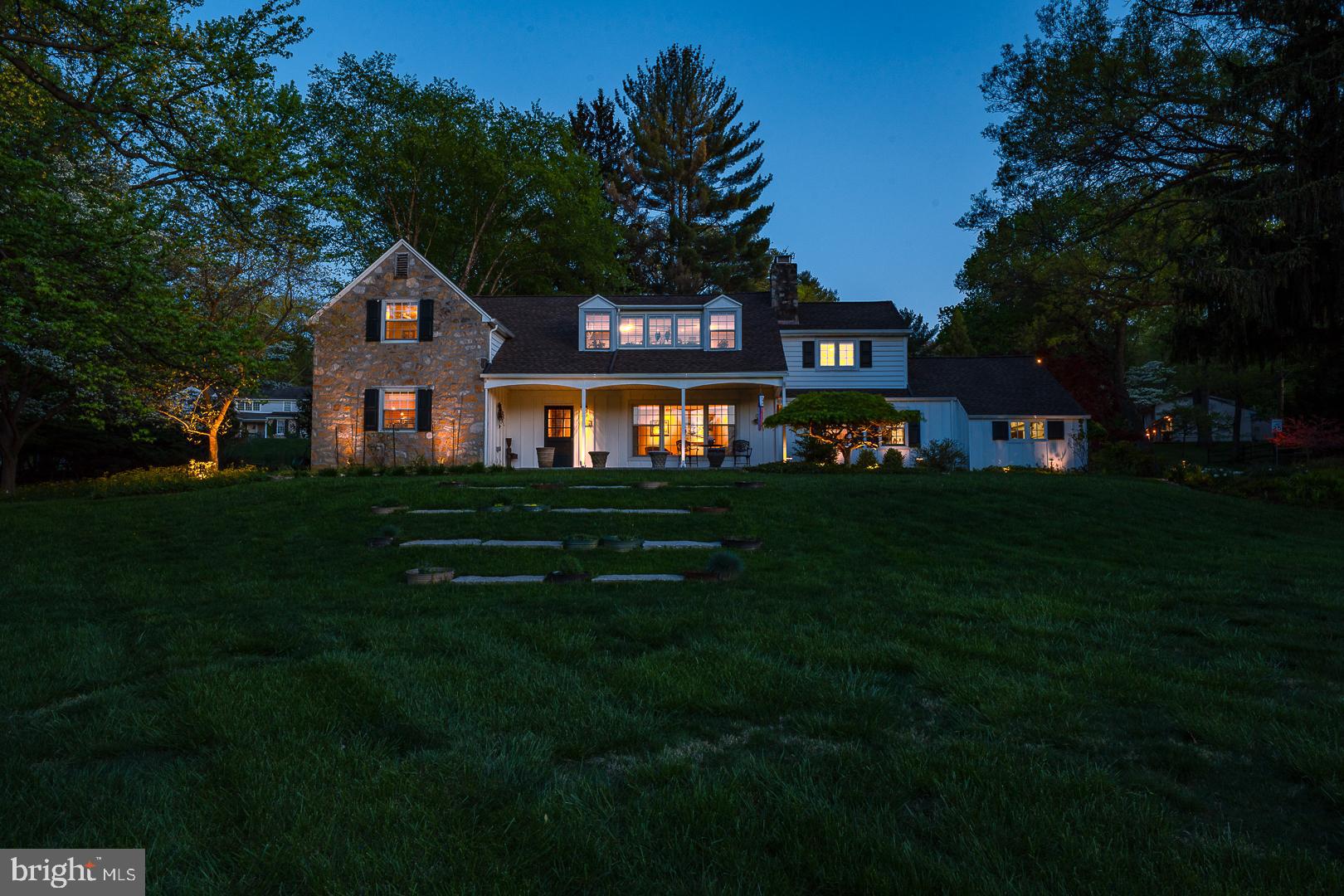 COLONIAL VIL - Residential