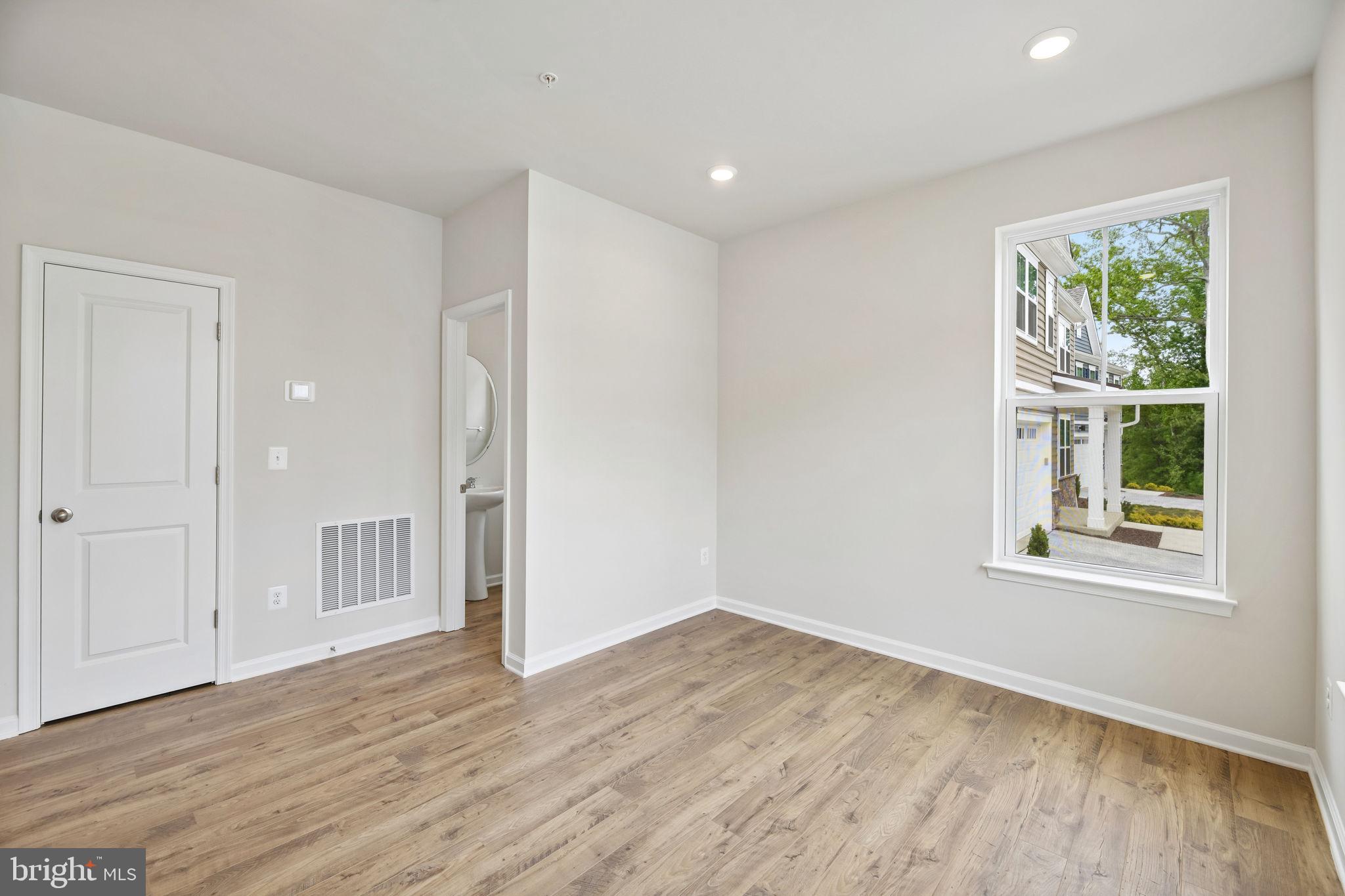 SCOTLAND HEIGHTS - Residential