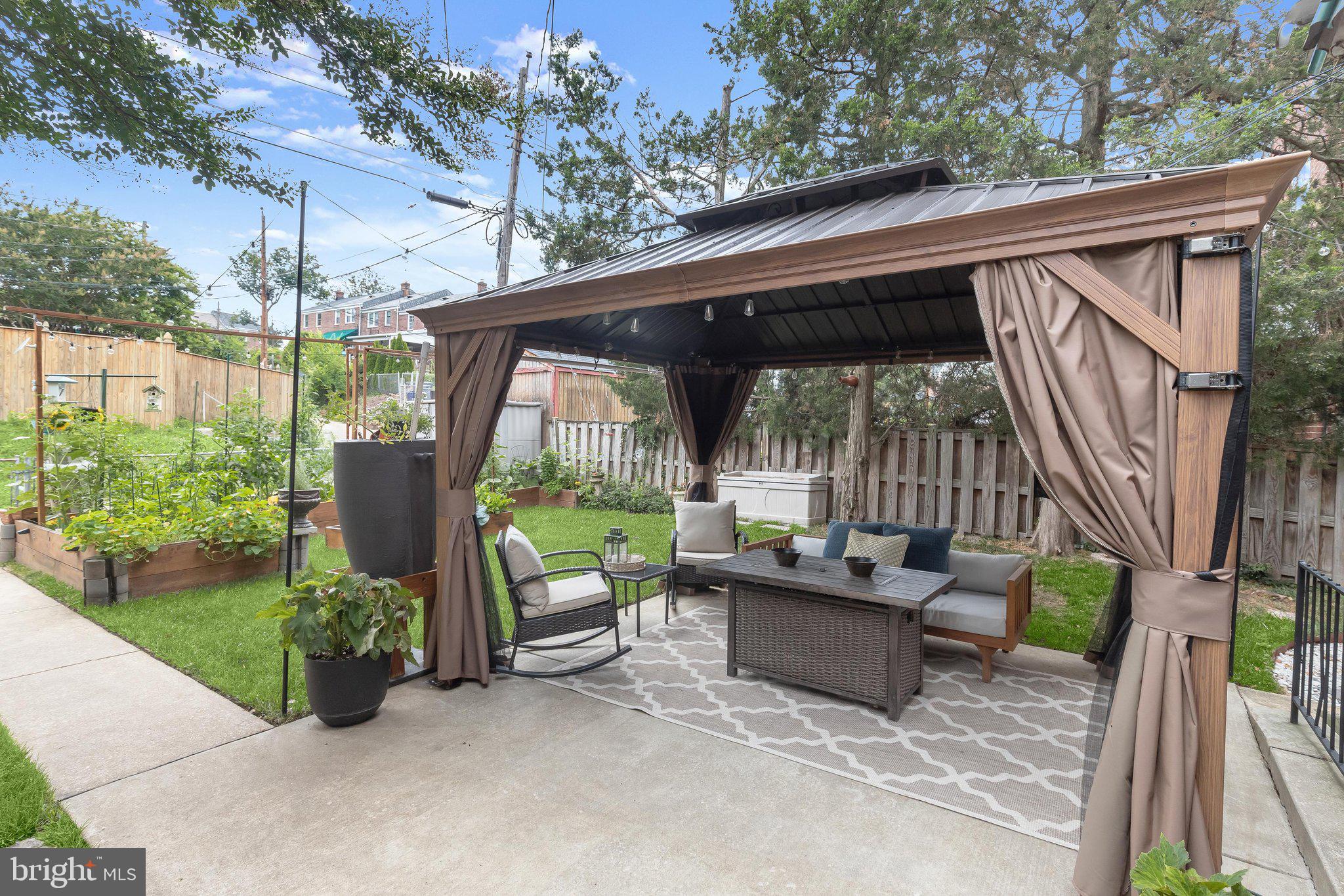 SHADY NOOK - Residential
