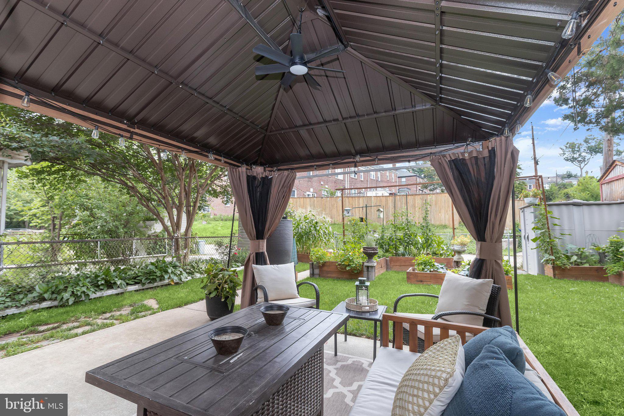 SHADY NOOK - Residential