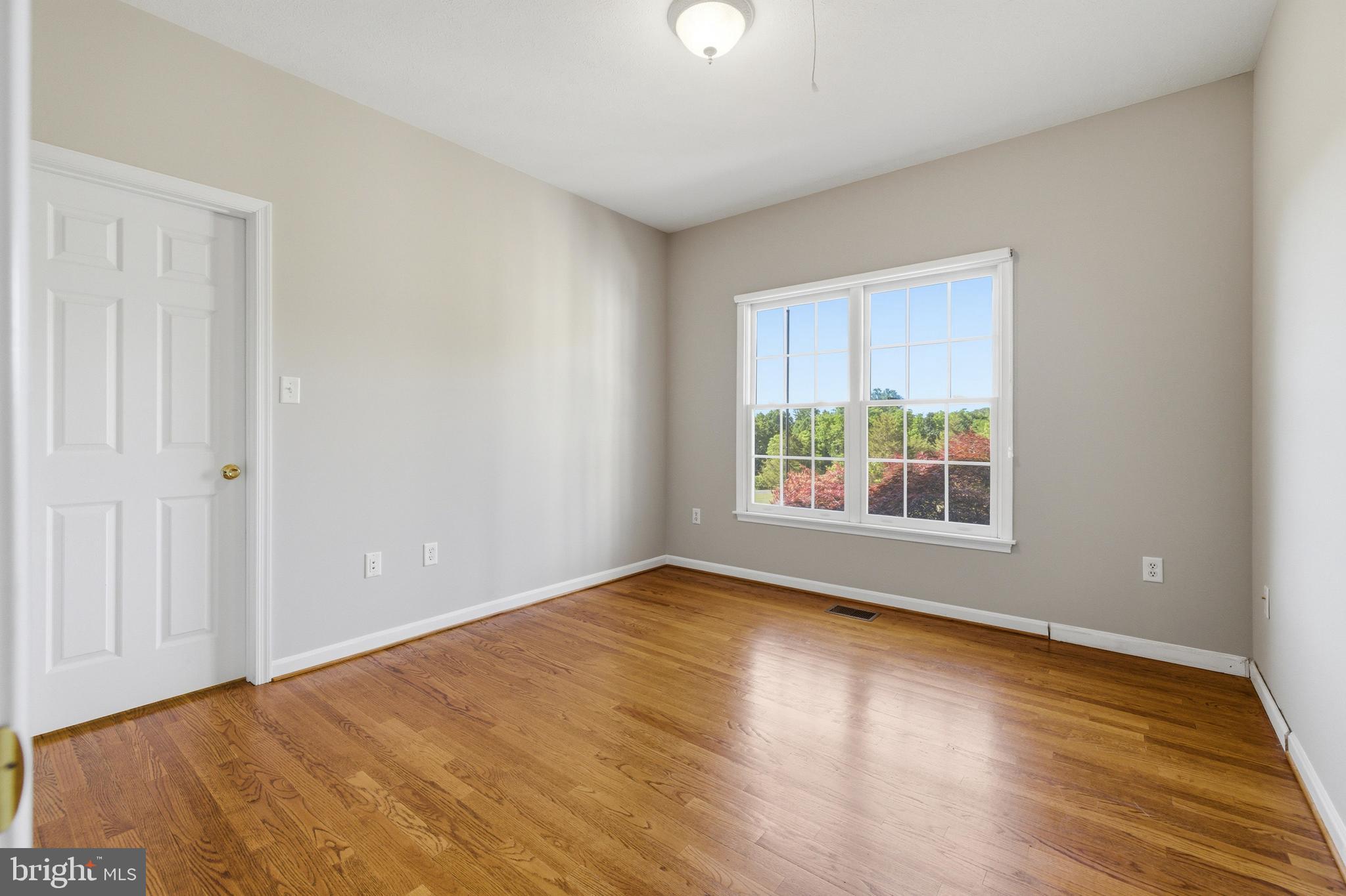 FAIRVIEW - Residential