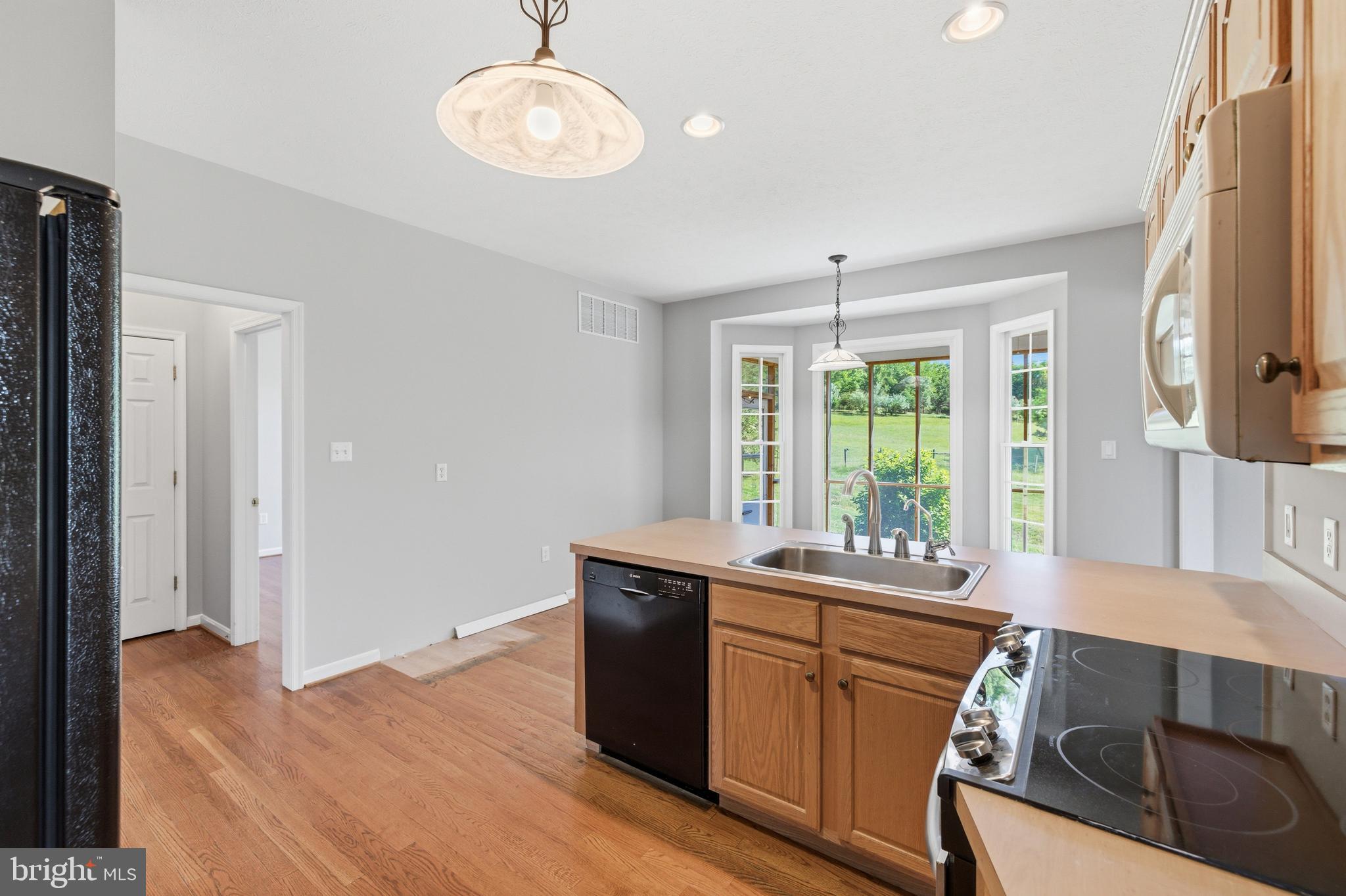 FAIRVIEW - Residential