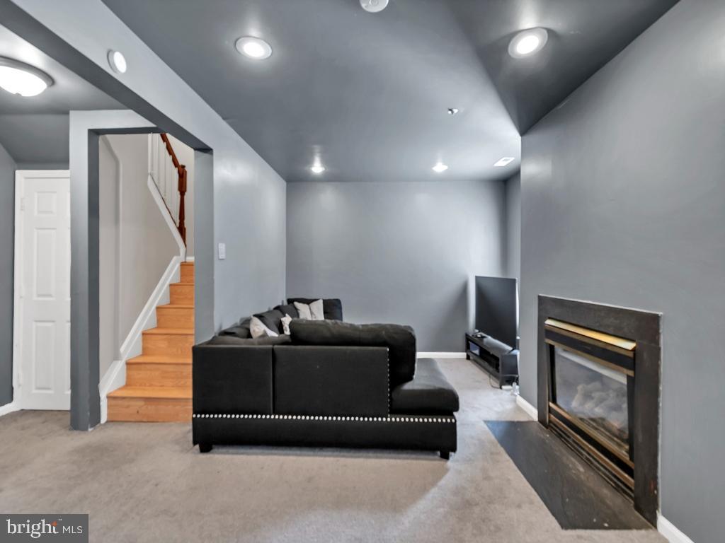 RANDALLSTOWN - Residential