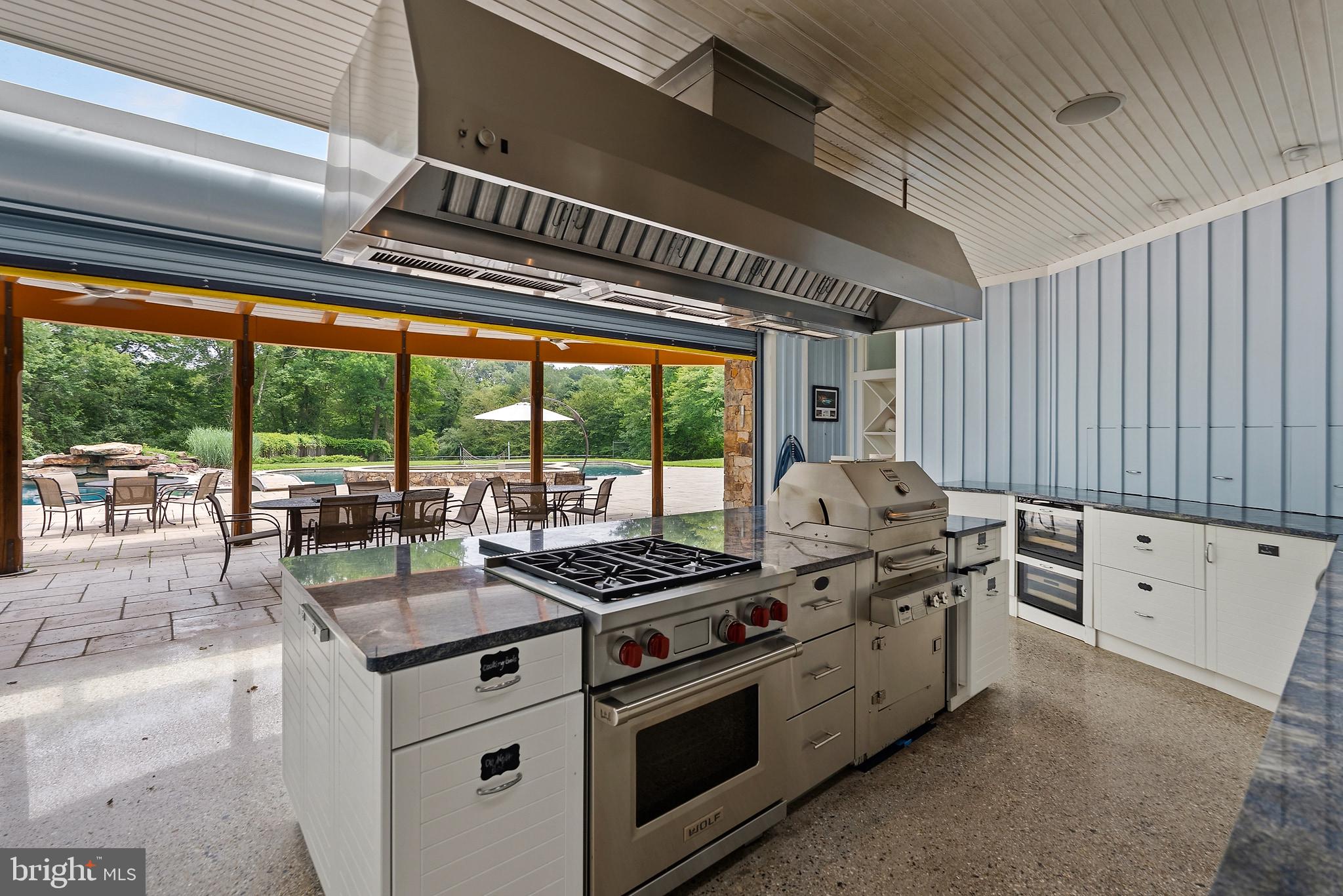 WINDSTONE - Residential