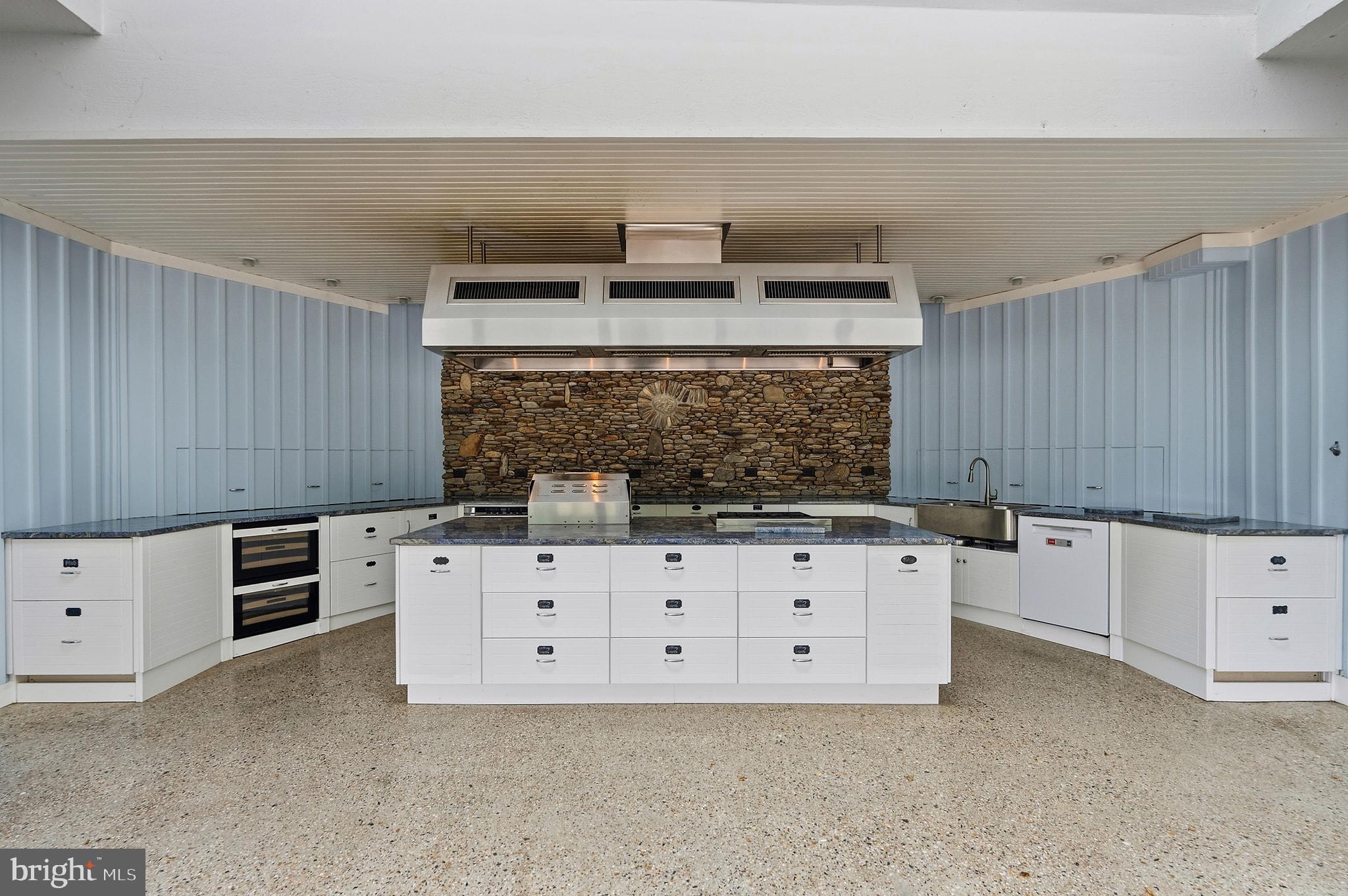 WINDSTONE - Residential