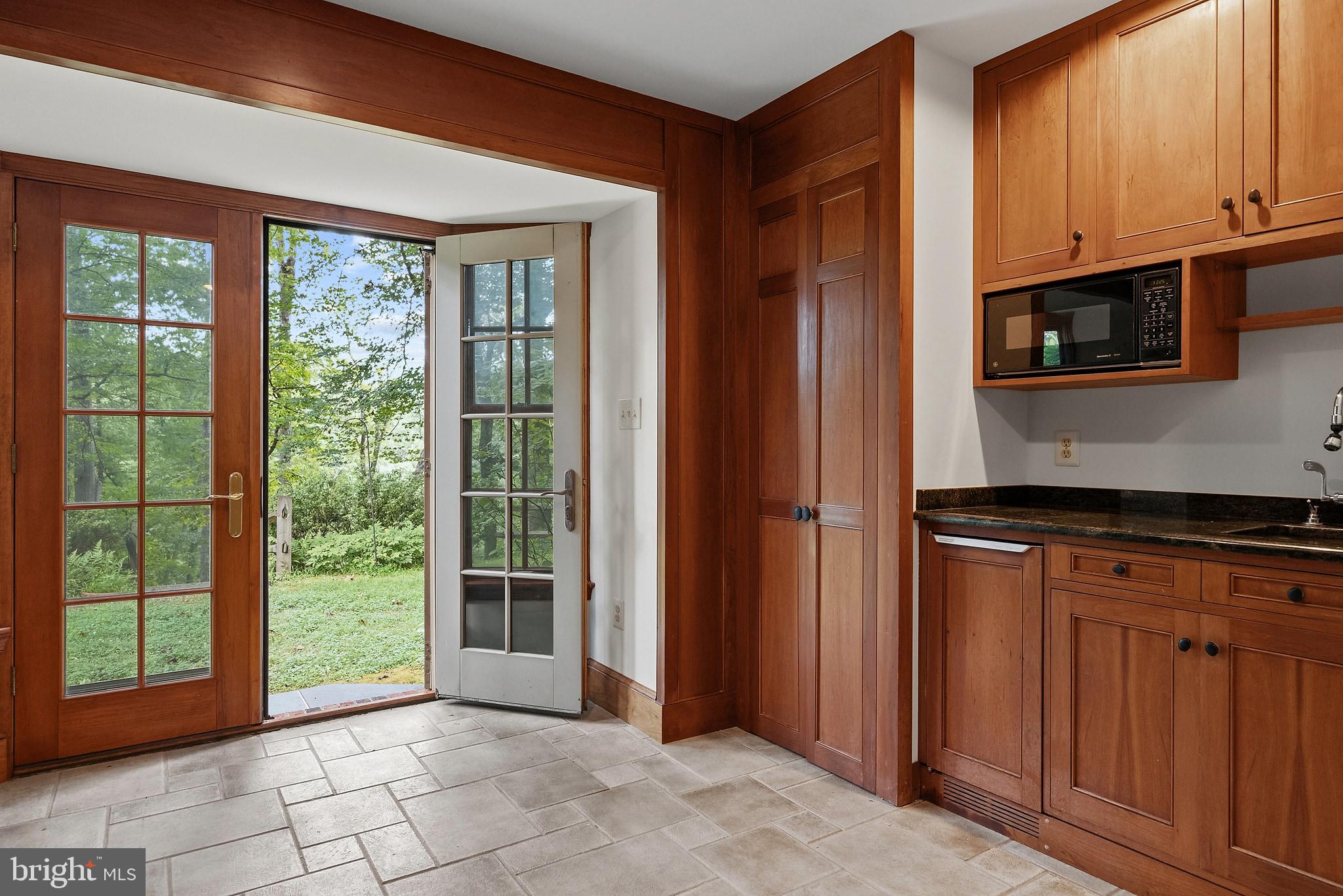 WINDSTONE - Residential