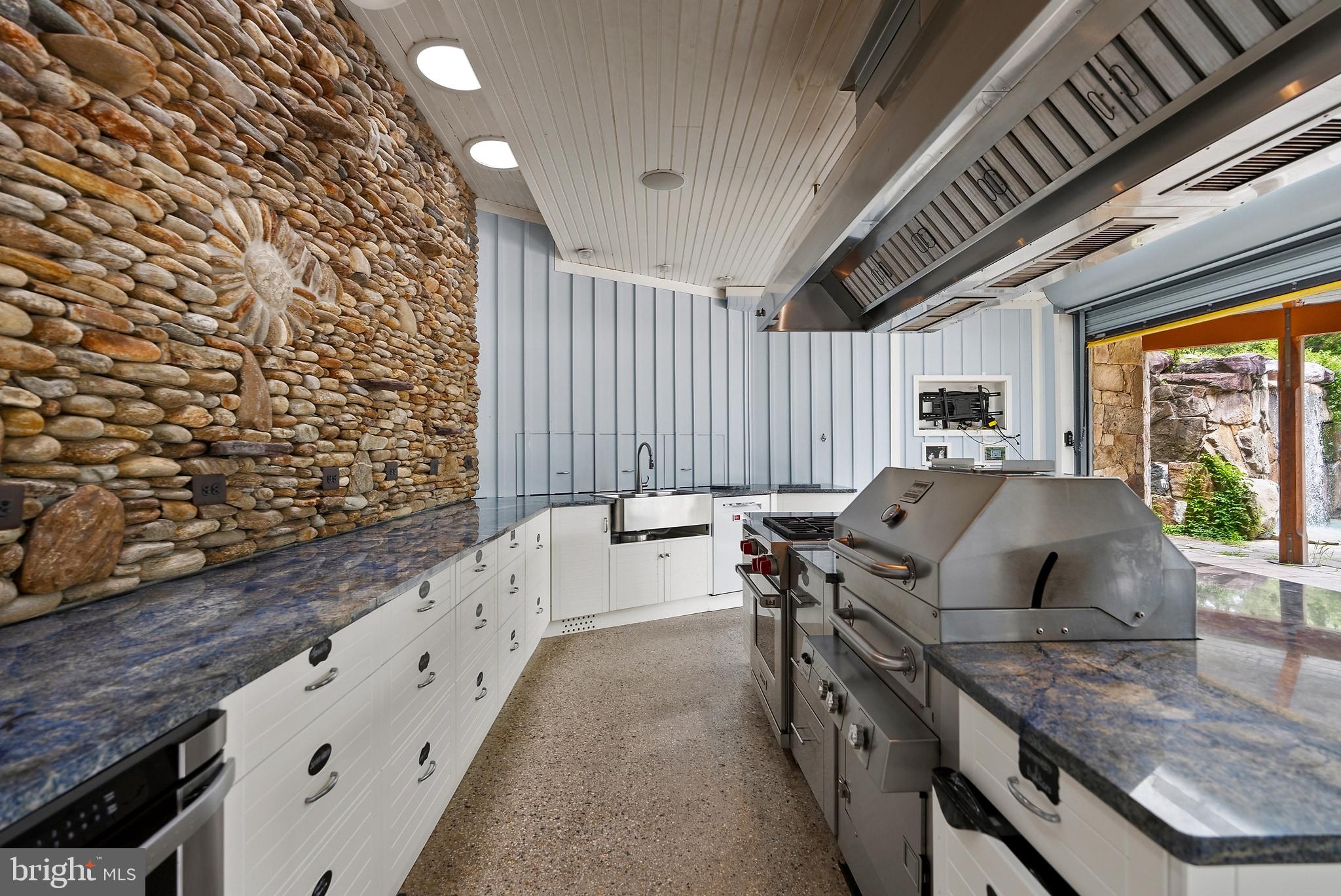 WINDSTONE - Residential