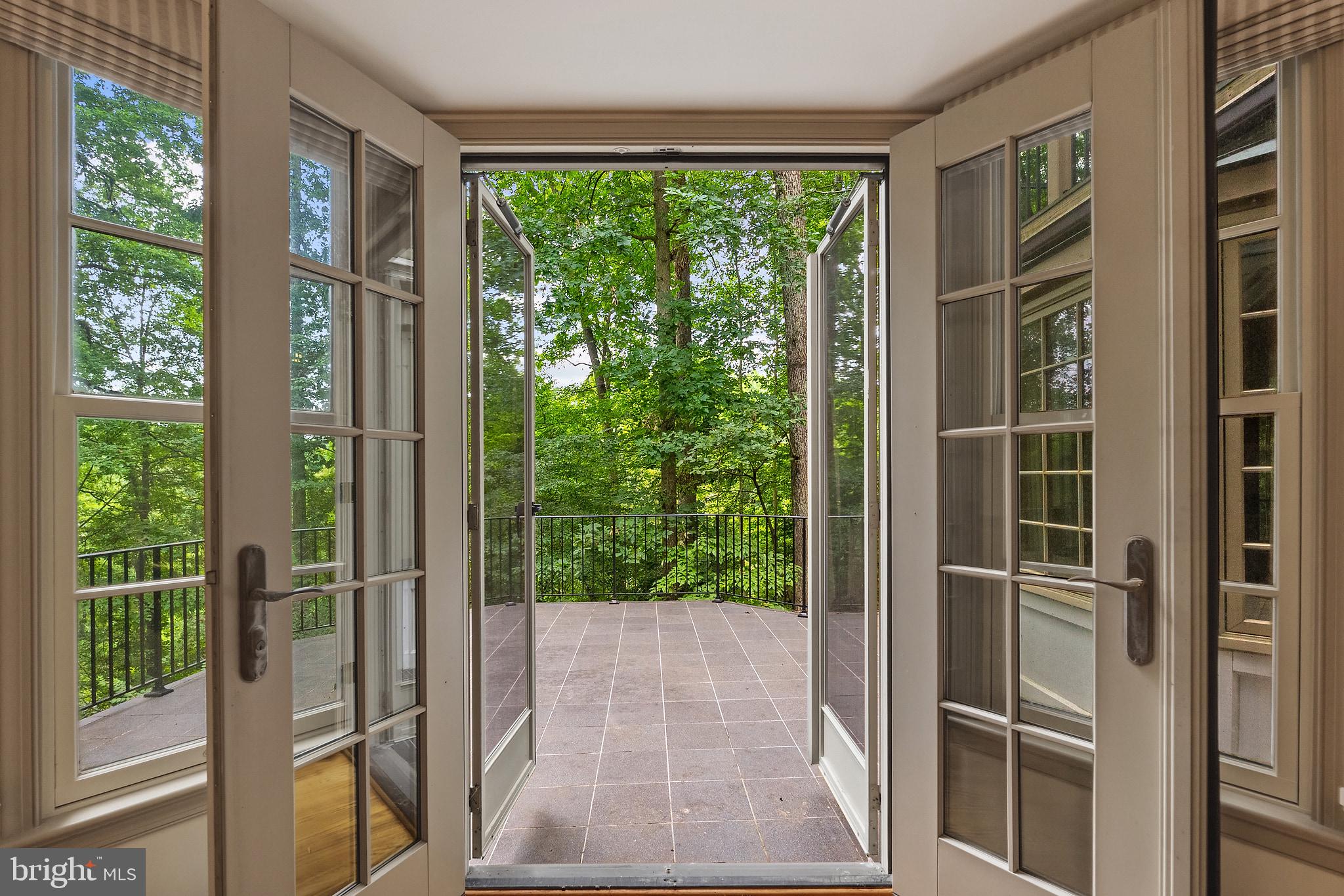 WINDSTONE - Residential