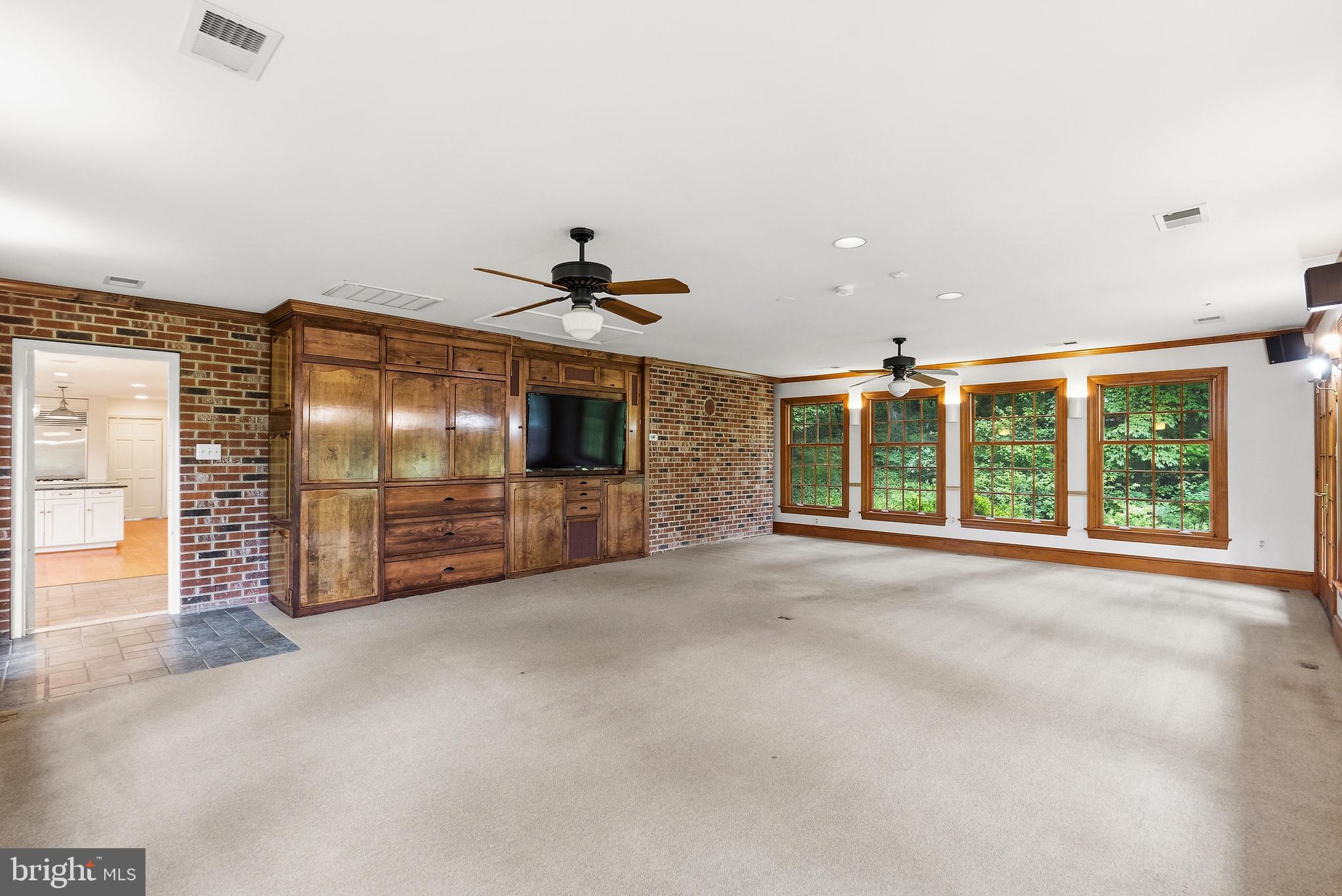 WINDSTONE - Residential
