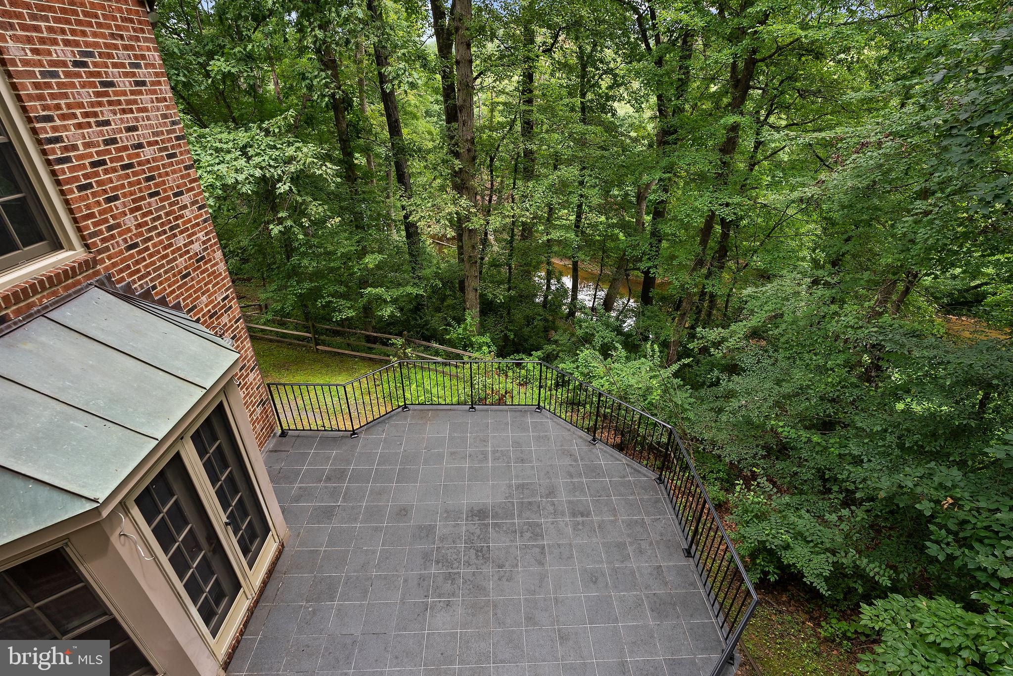 WINDSTONE - Residential