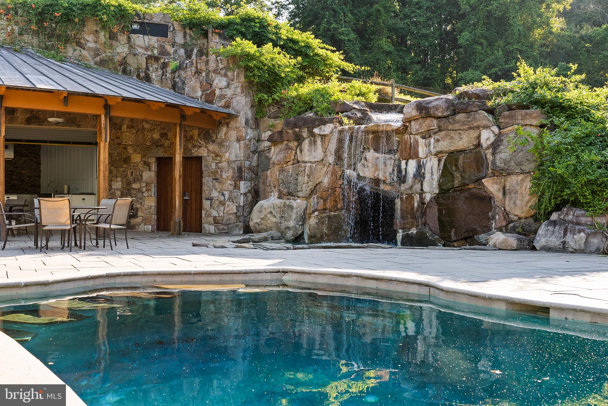 WINDSTONE - Residential