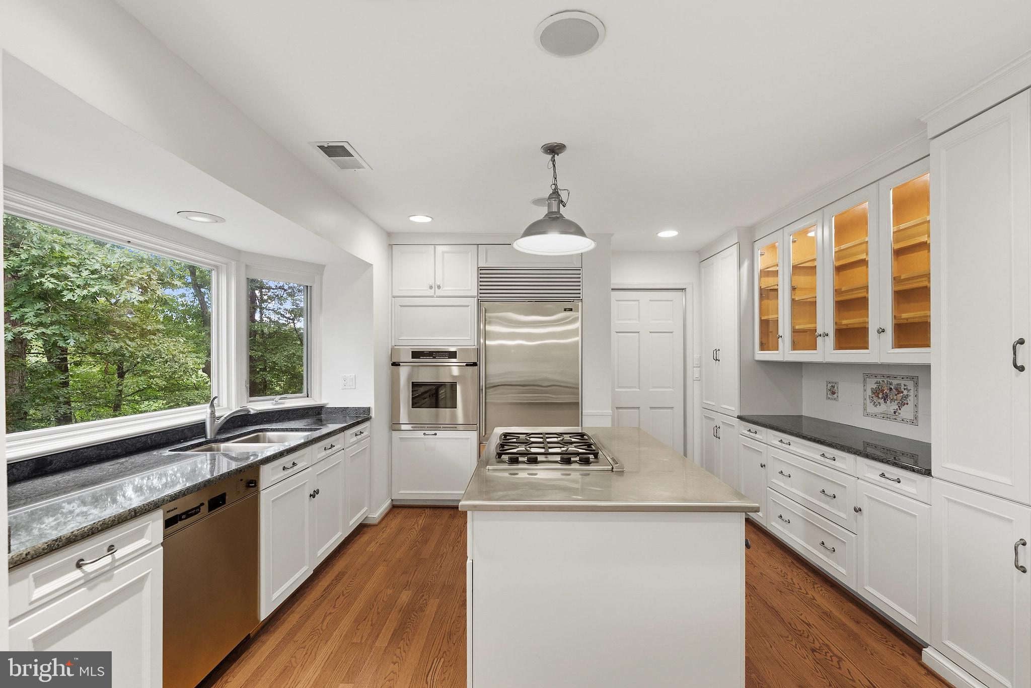 WINDSTONE - Residential