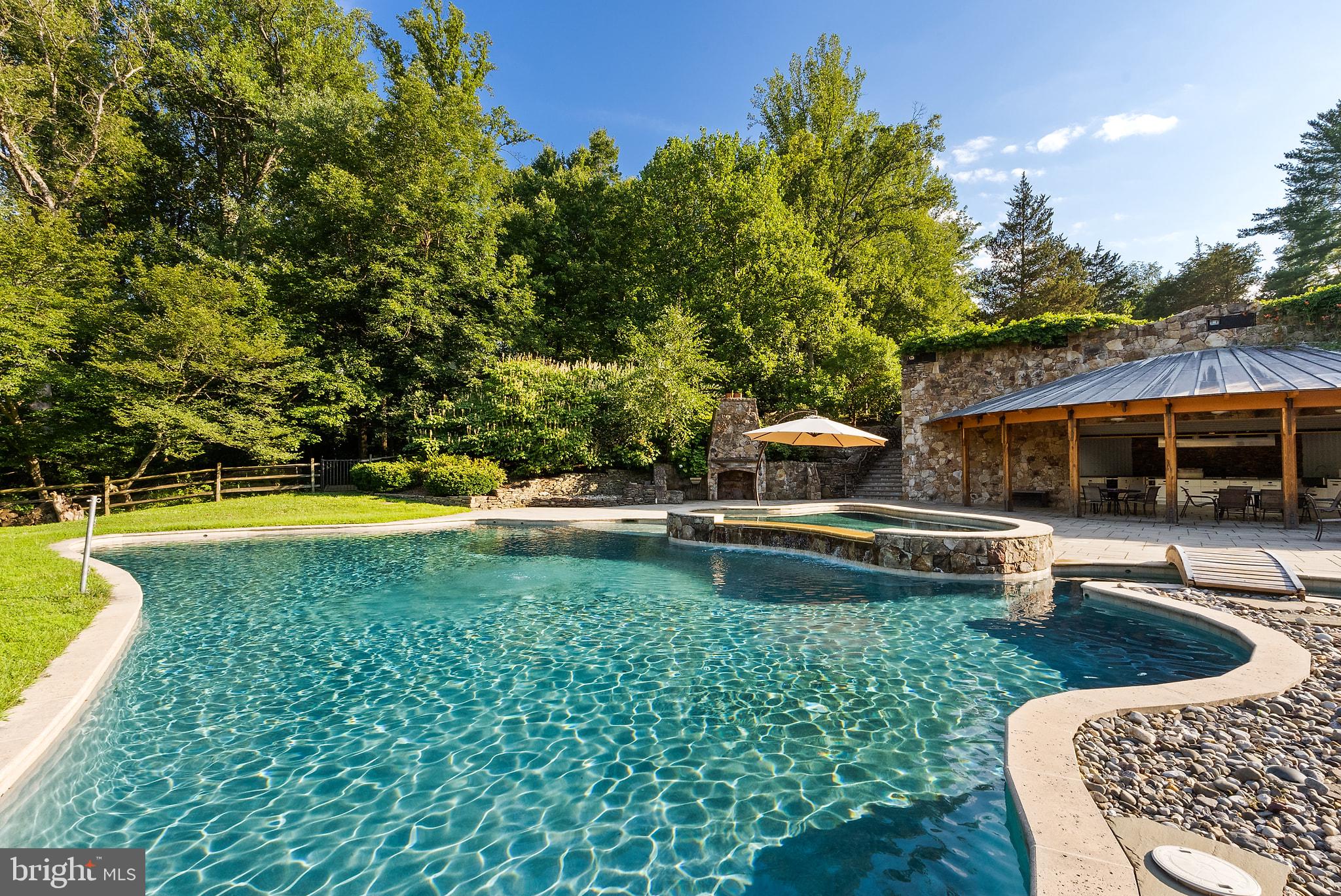 WINDSTONE - Residential