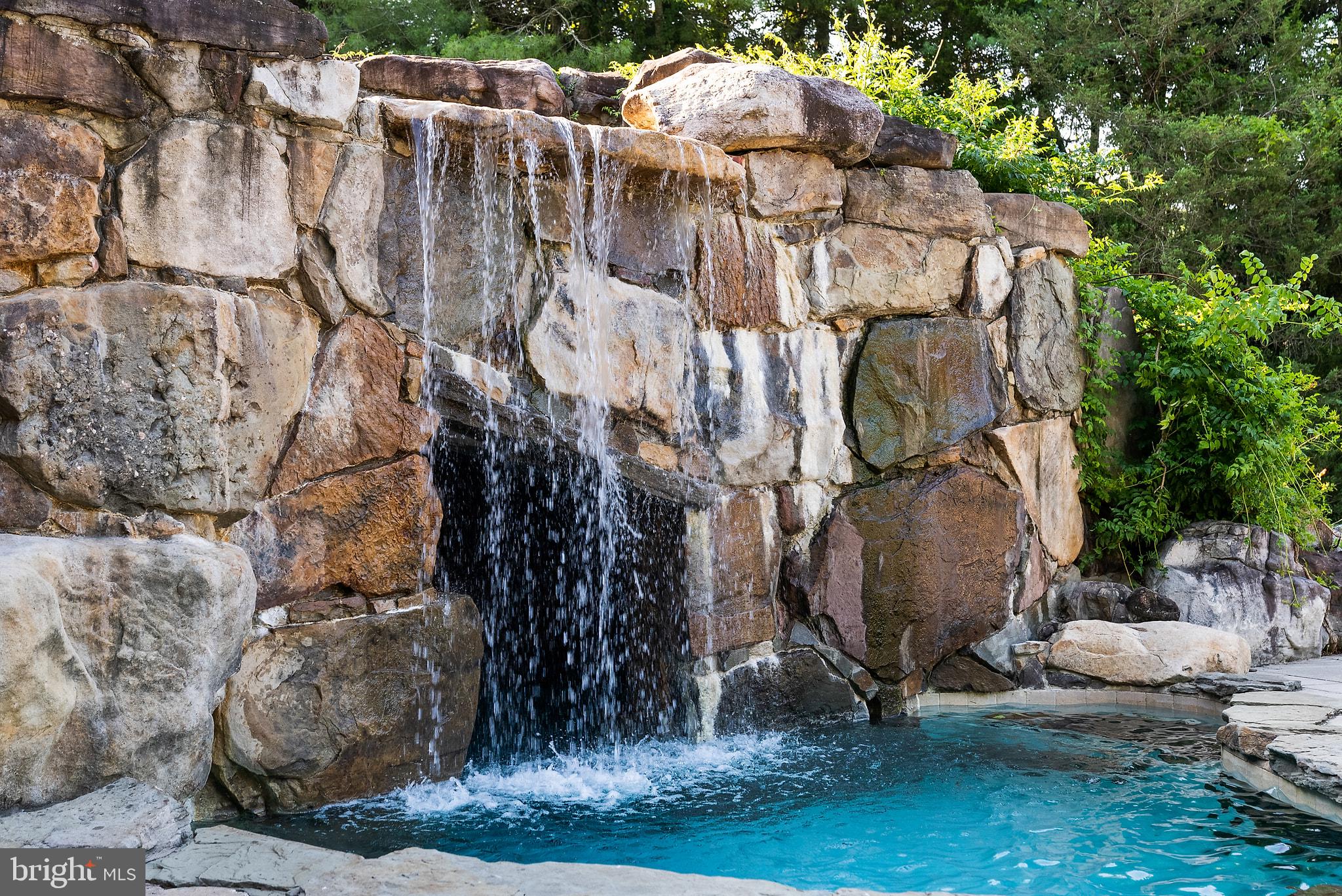 WINDSTONE - Residential
