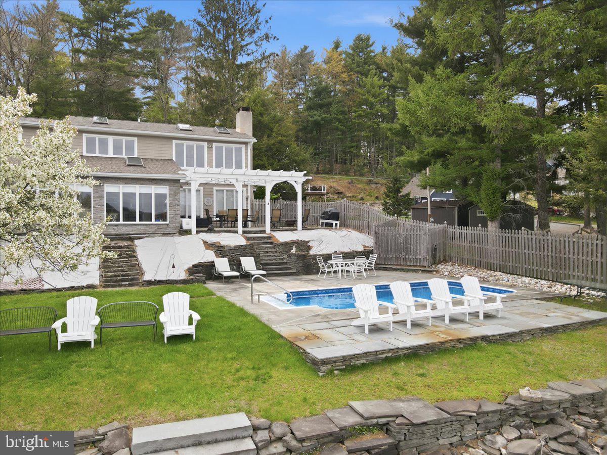 SPINNLER POINT - Residential