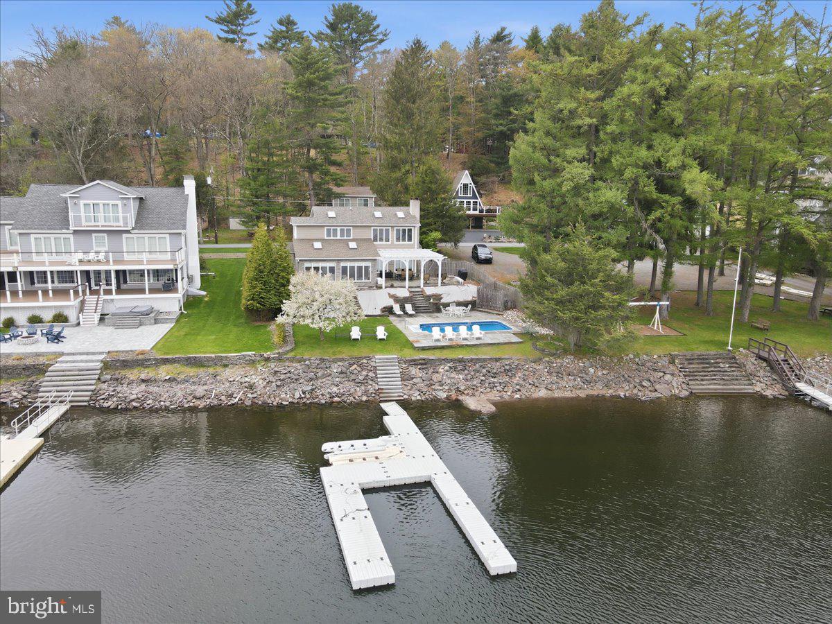 SPINNLER POINT - Residential