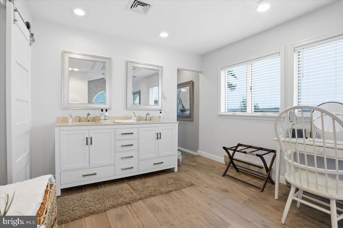 SPINNLER POINT - Residential