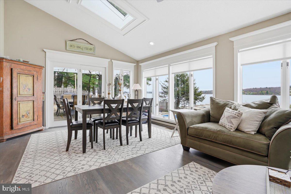 SPINNLER POINT - Residential
