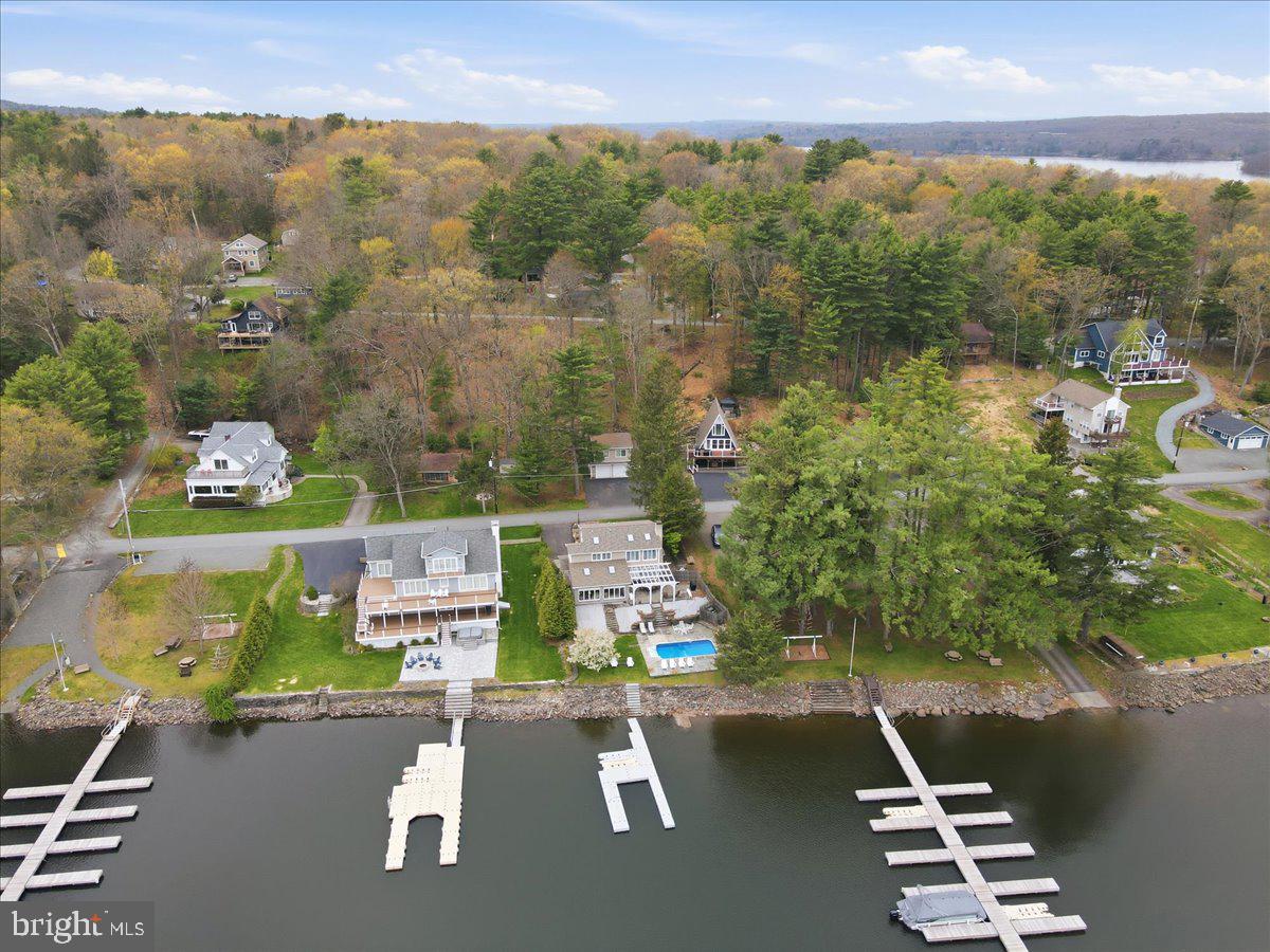 SPINNLER POINT - Residential