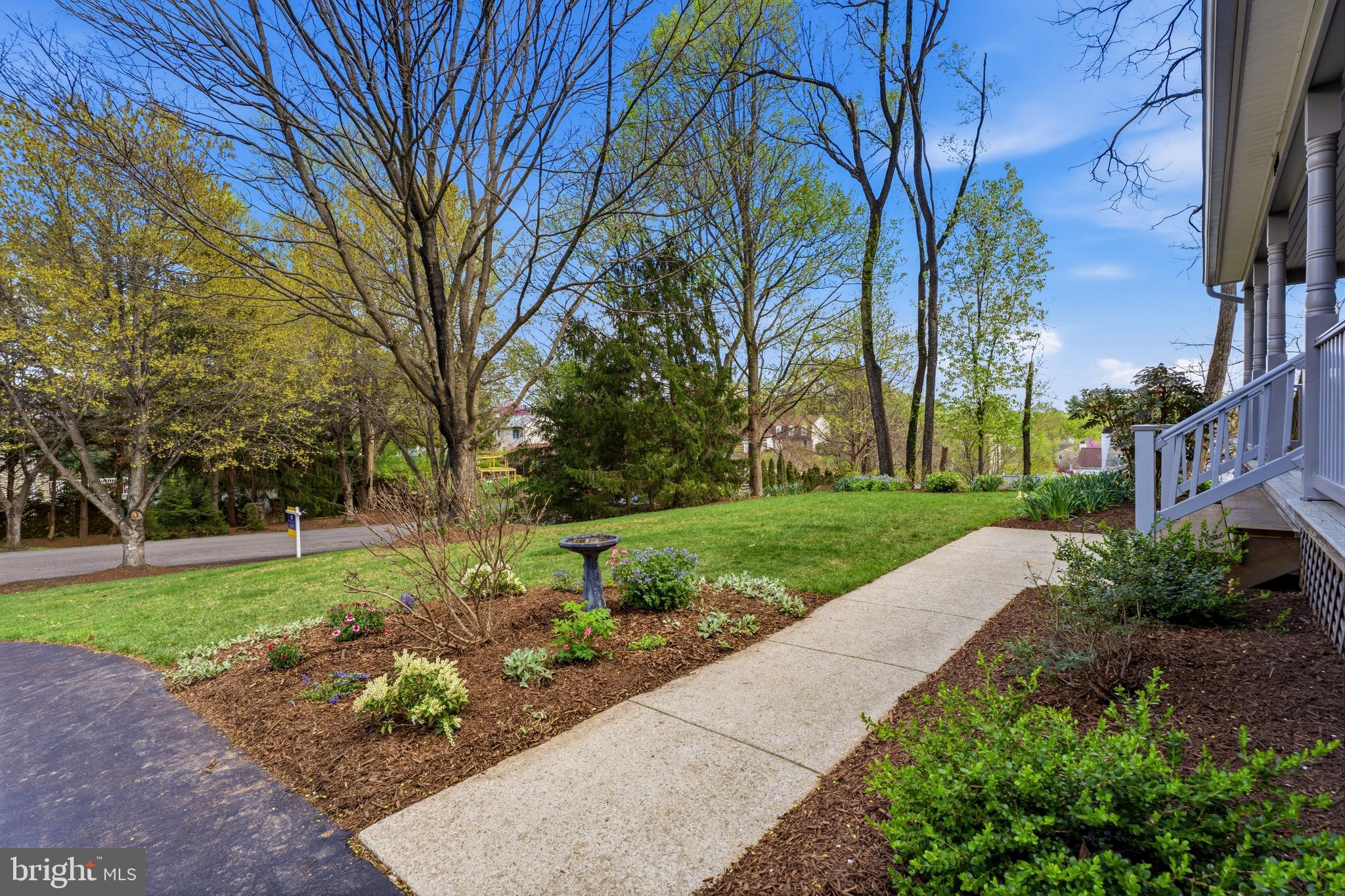 FONT HILL MANOR - Residential