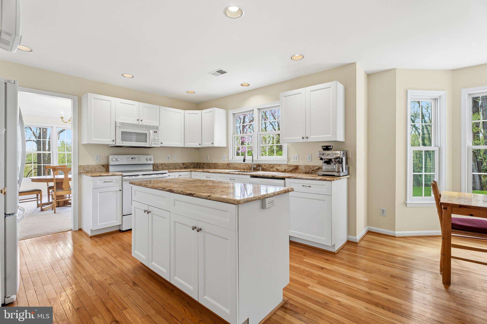 FONT HILL MANOR - Residential