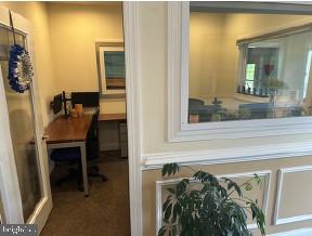 WINCHESTER - Commercial Sale