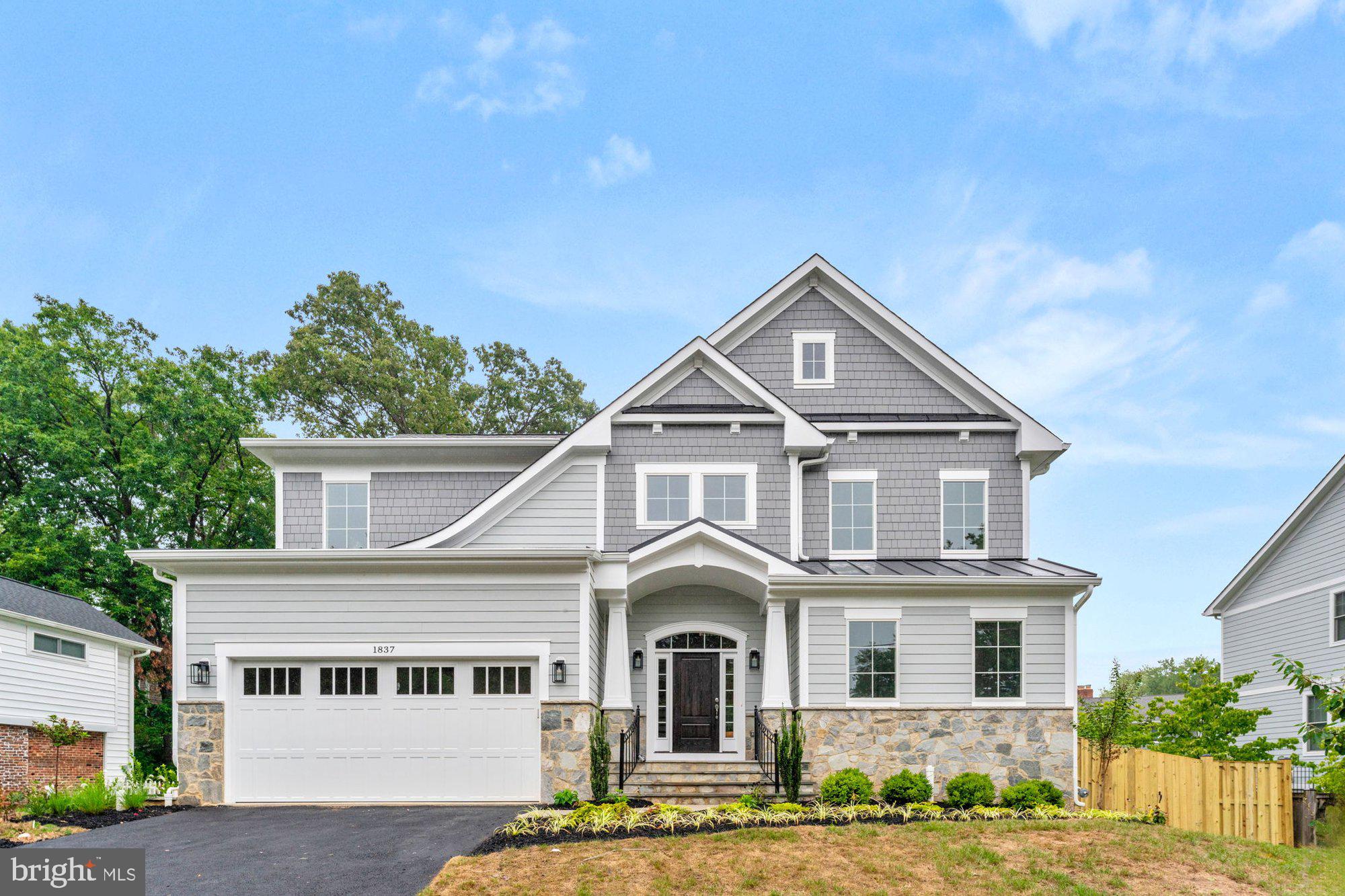 DEVON PARK - Residential