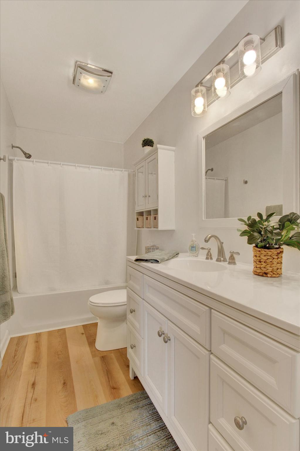 WOODCREST - Residential