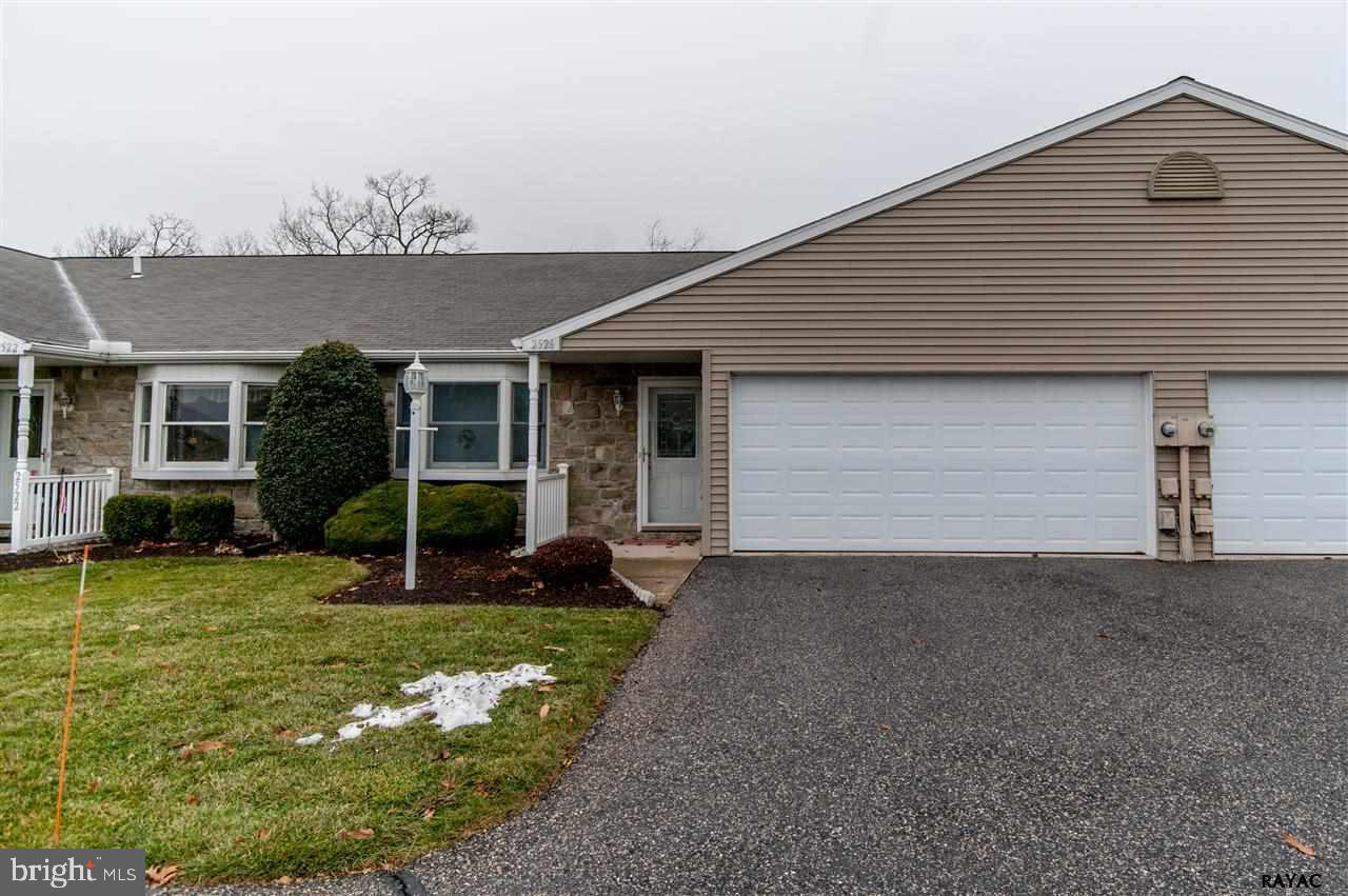Enjoy one level living in a well maintained 3 BR/3 Bath Condo in White Oak Manor New Samsung stainless steel Kitchen appliances included in sale along w/ new washer/dryer Bsmt is finished w/ 3rd bedroom & full bath (den is currently set up as another bedroom) Deck off of LR has a retractable awning Attached 2 car garage Easy Access to highways & shopping!