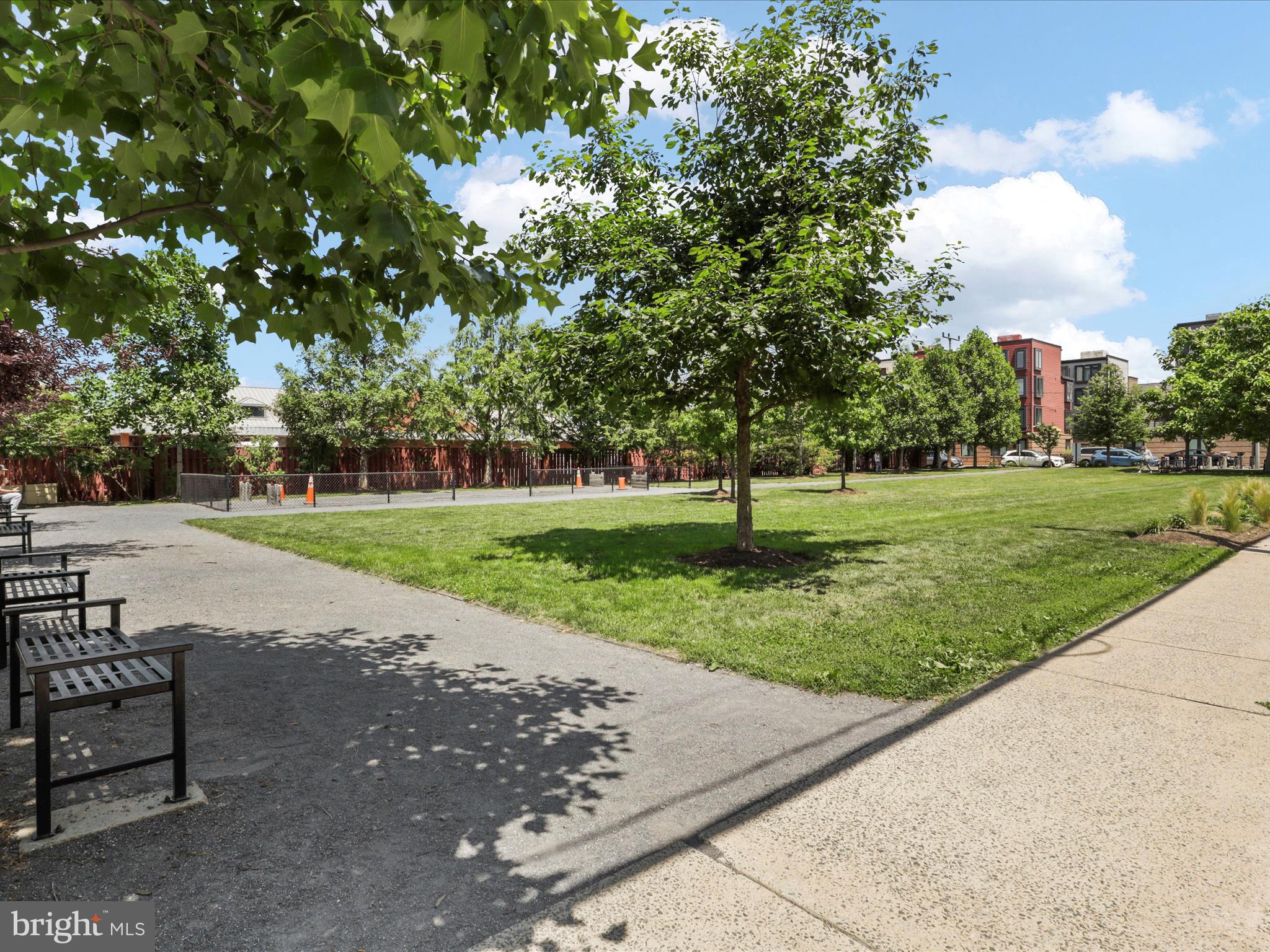 OLD TOWN ALEXANDRIA - Residential
