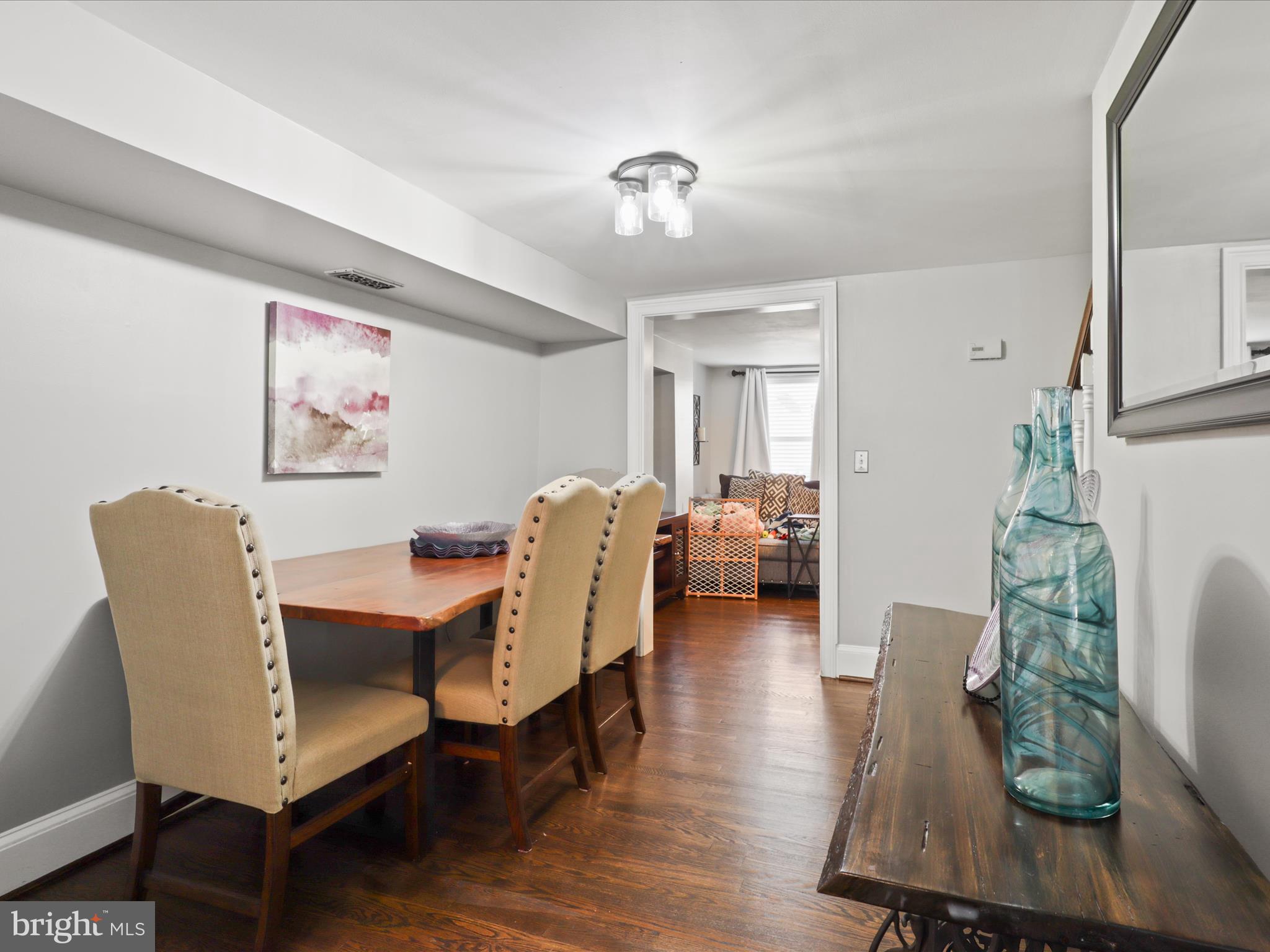 OLD TOWN ALEXANDRIA - Residential