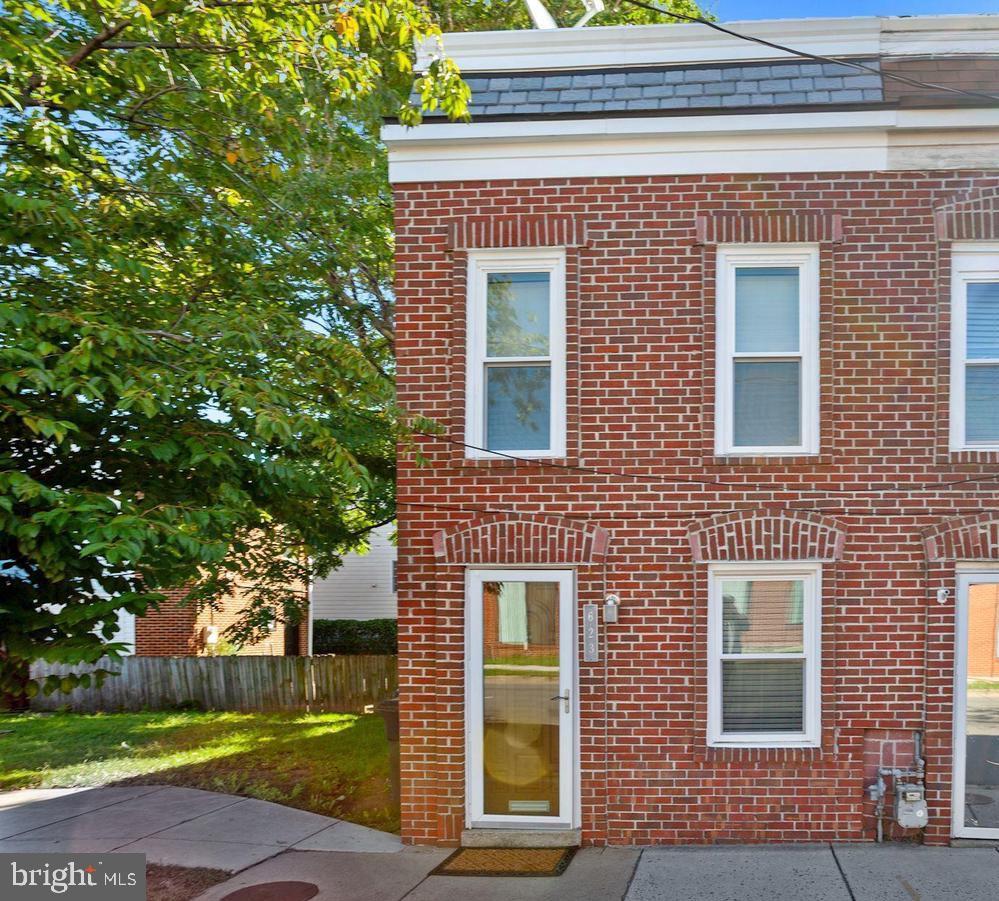 OLD TOWN ALEXANDRIA - Residential