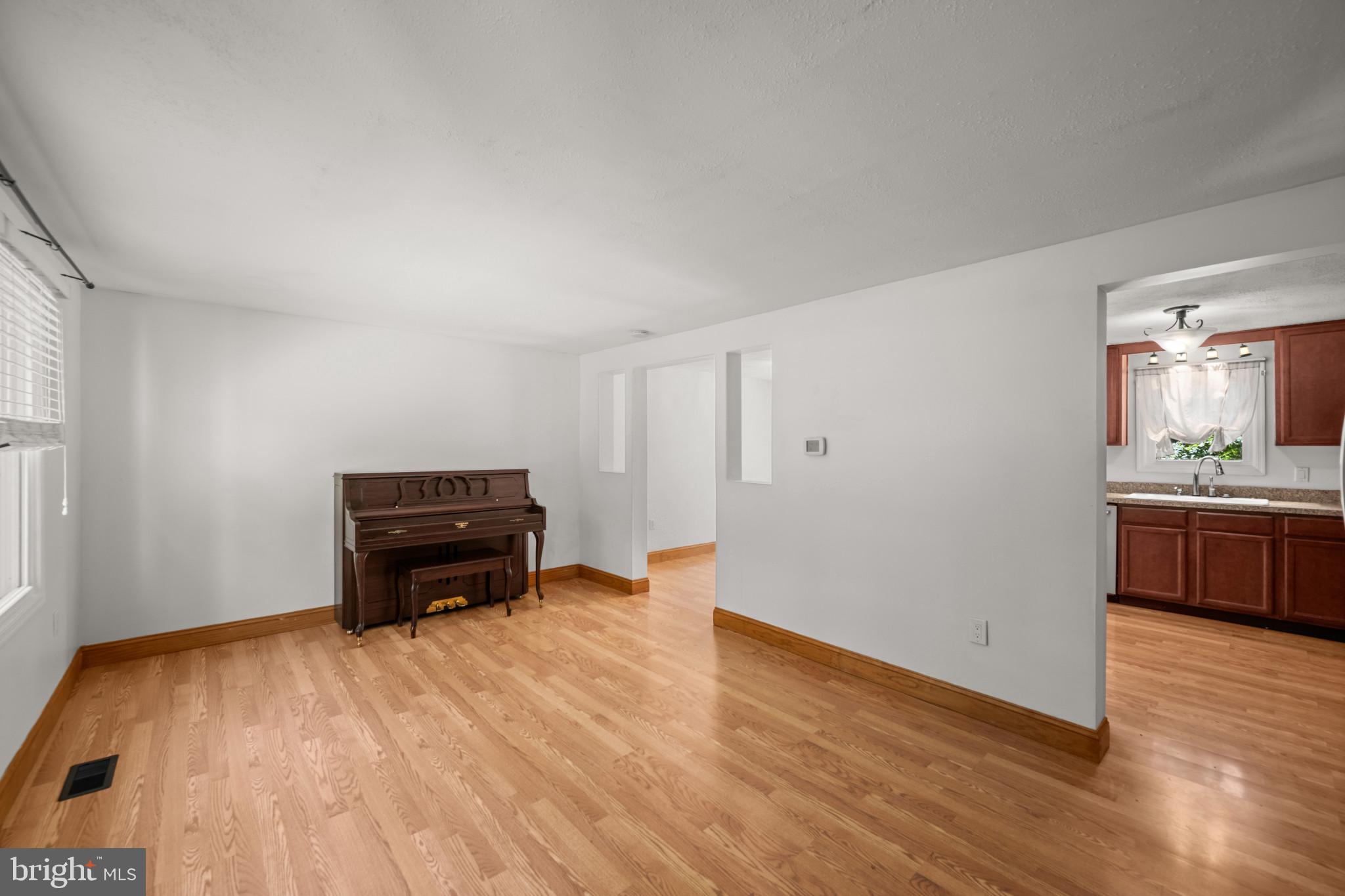 EAST HOPEWELL TWP - Residential